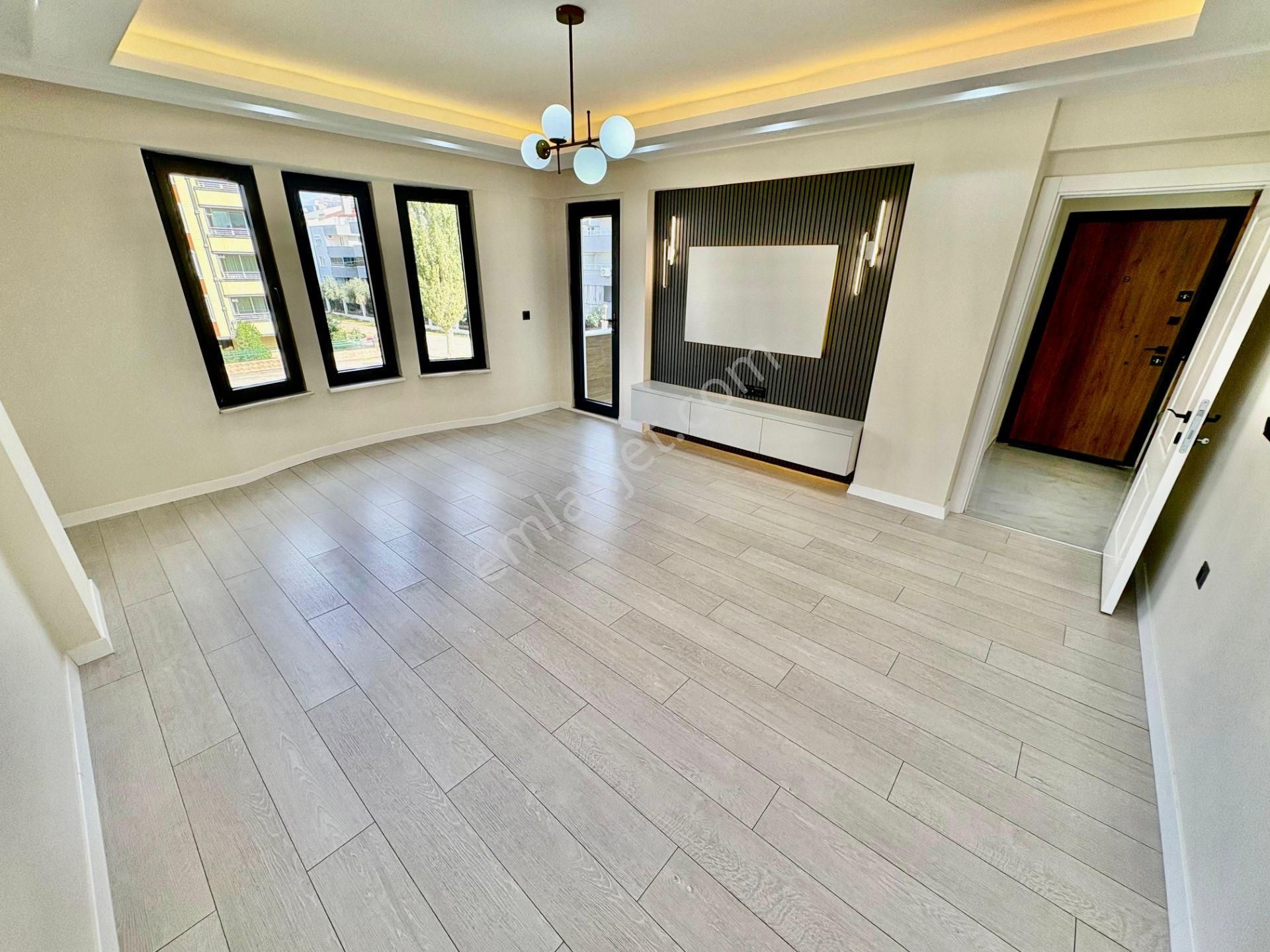 ▓karabuluttan▓ikizçay'ın En Şık & Ön Cephe Ayrı Mutfak 3+1 Satılık Daire - Görsel 2