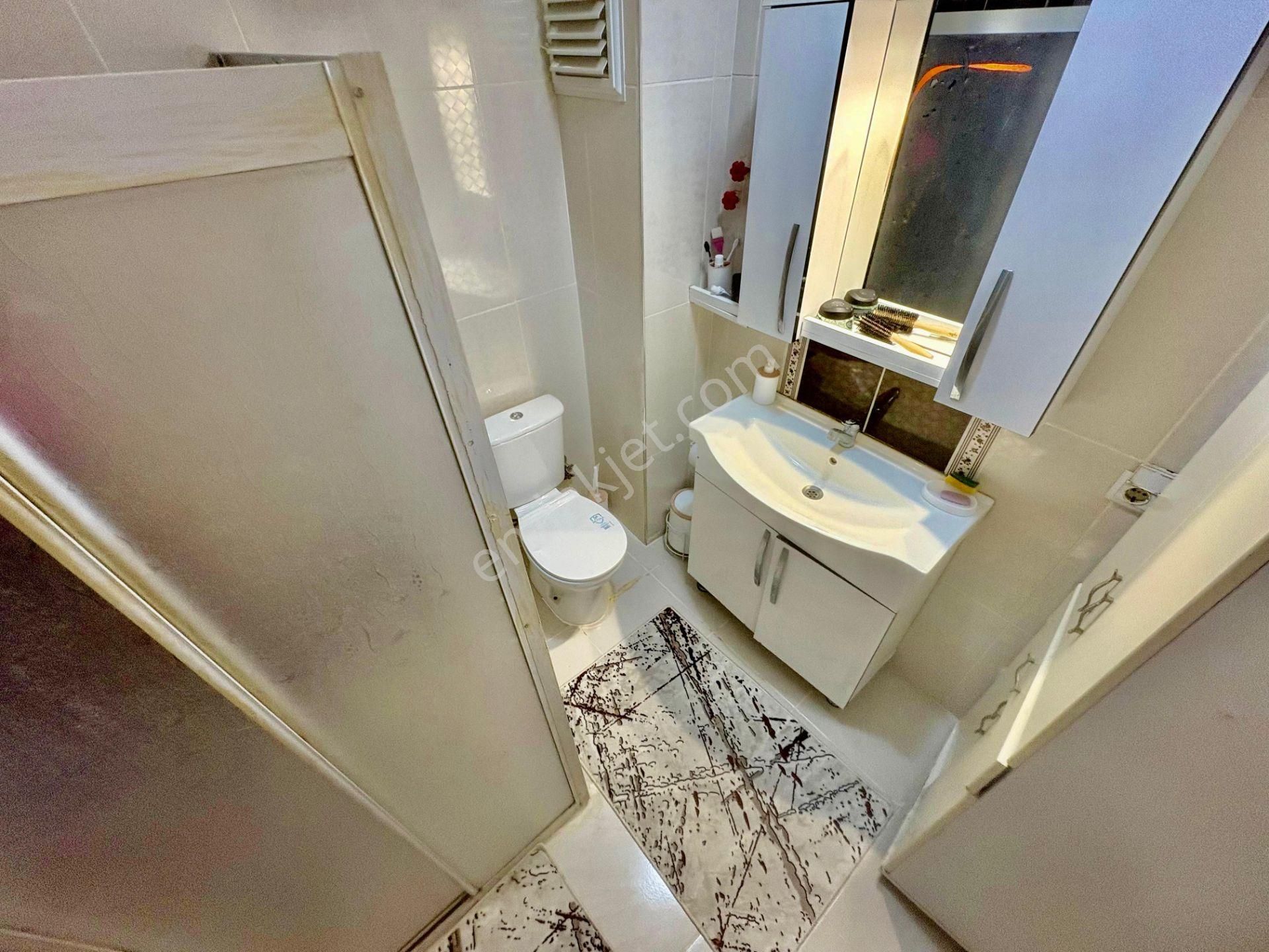 ▓tek Yetkili Karabuluttan▓ Ön Cephe & Bahçeli Ayrı Mutfak 1+1 Satılık Daire - Görsel 13