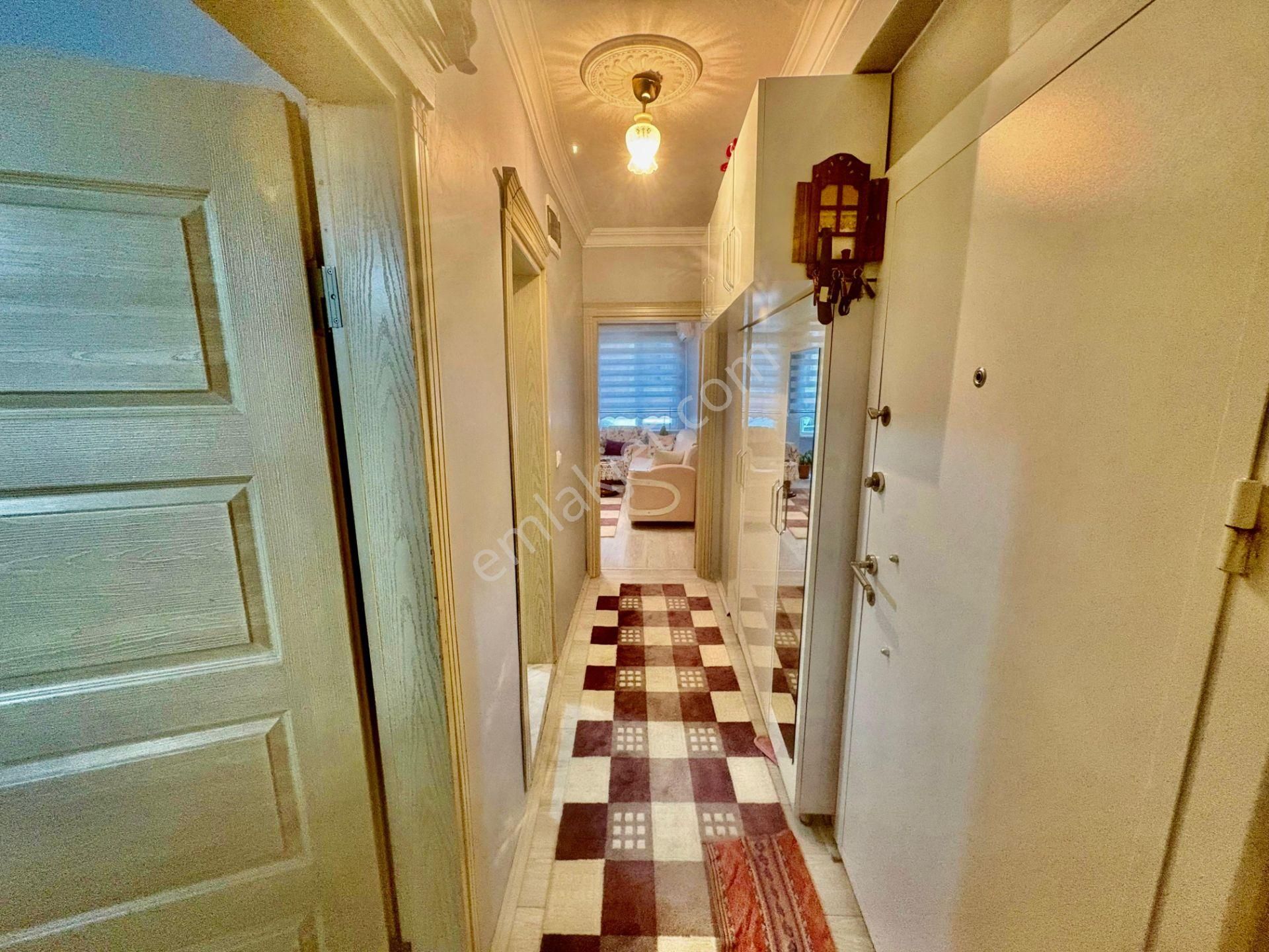 ▓tek Yetkili Karabuluttan▓ Ön Cephe & Bahçeli Ayrı Mutfak 1+1 Satılık Daire - Görsel 27