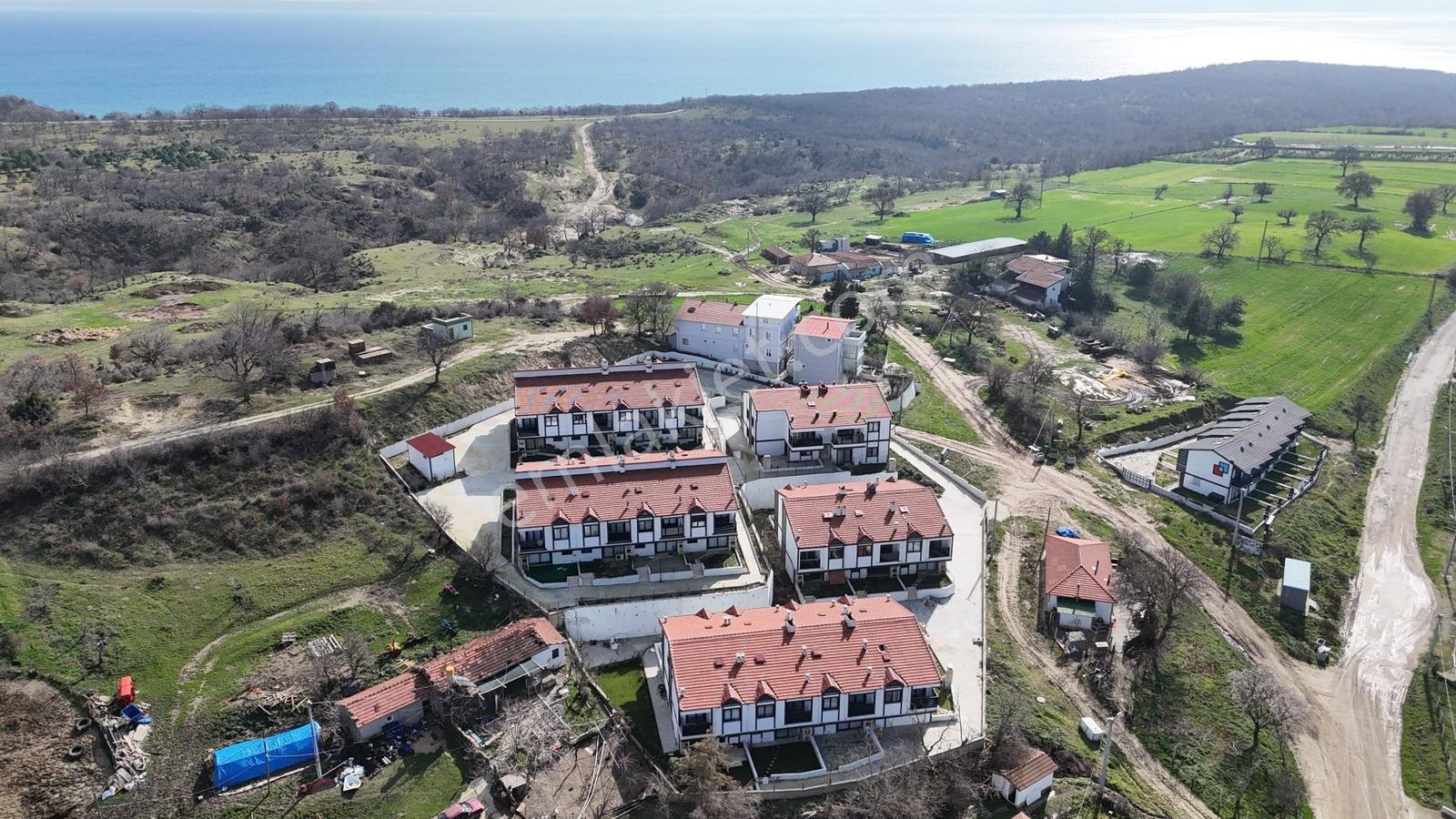 Ege Emlaktan Danişment Köyünde Satılık Yazlık - Görsel 23
