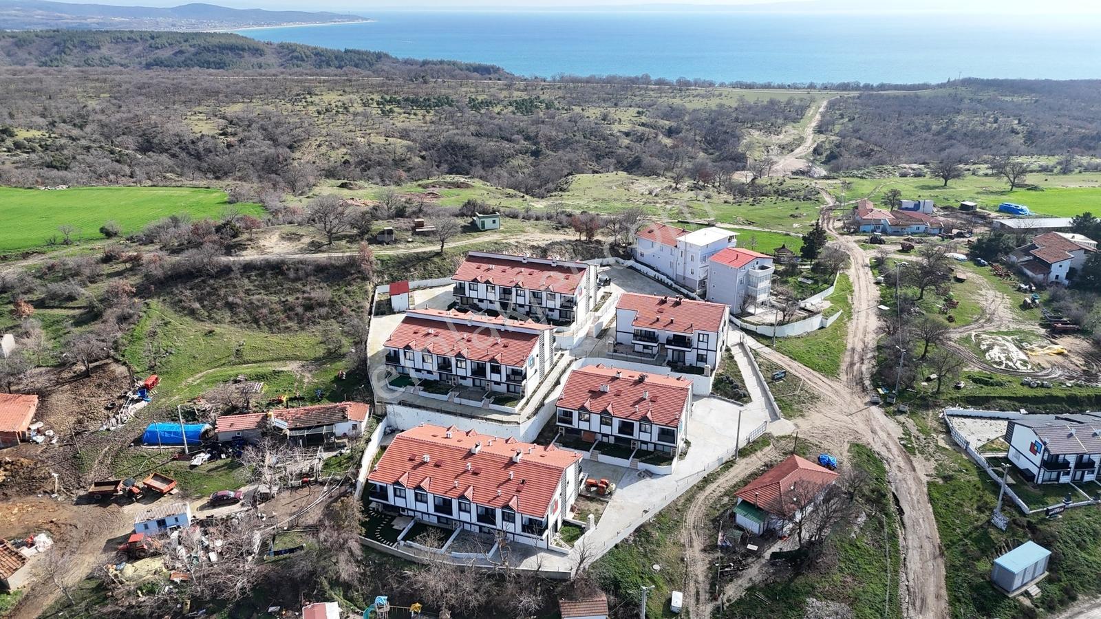 Ege Emlaktan Danişment Köyünde Satılık Yazlık - Görsel 26