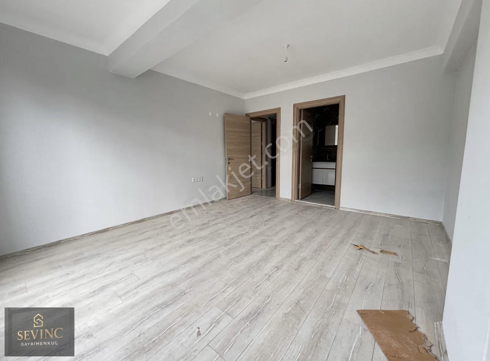 Sevinç'ten Yeni Mahallenin Gözde Konumunda Ara Kat Asansörlü 2+1 - Görsel 22