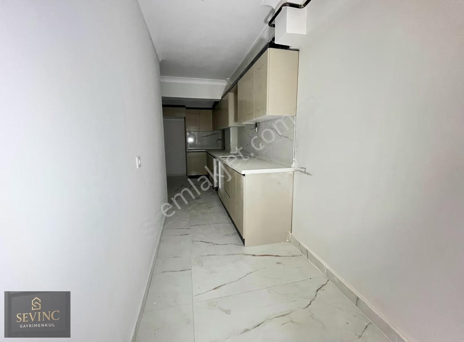 Sevinçten Sunullahta Diş Hastanesi Civarı 2+1 Ara Kat Kiralık - Görsel 3