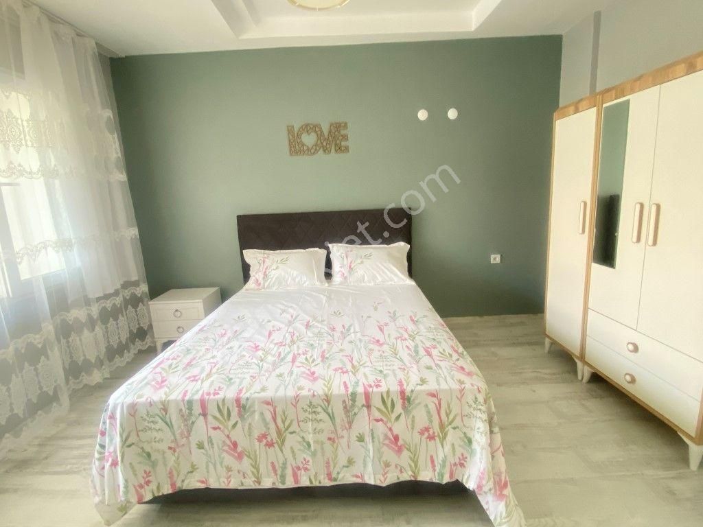 Çarşı İçinde Bakımlı Daire 2+2 (2 Adet 1+1 ) - Görsel 9