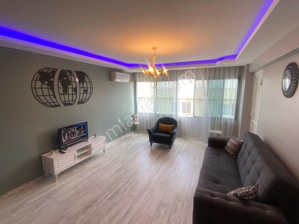 Çarşı İçinde Bakımlı Daire 2+2 (2 Adet 1+1 ) - Görsel 4