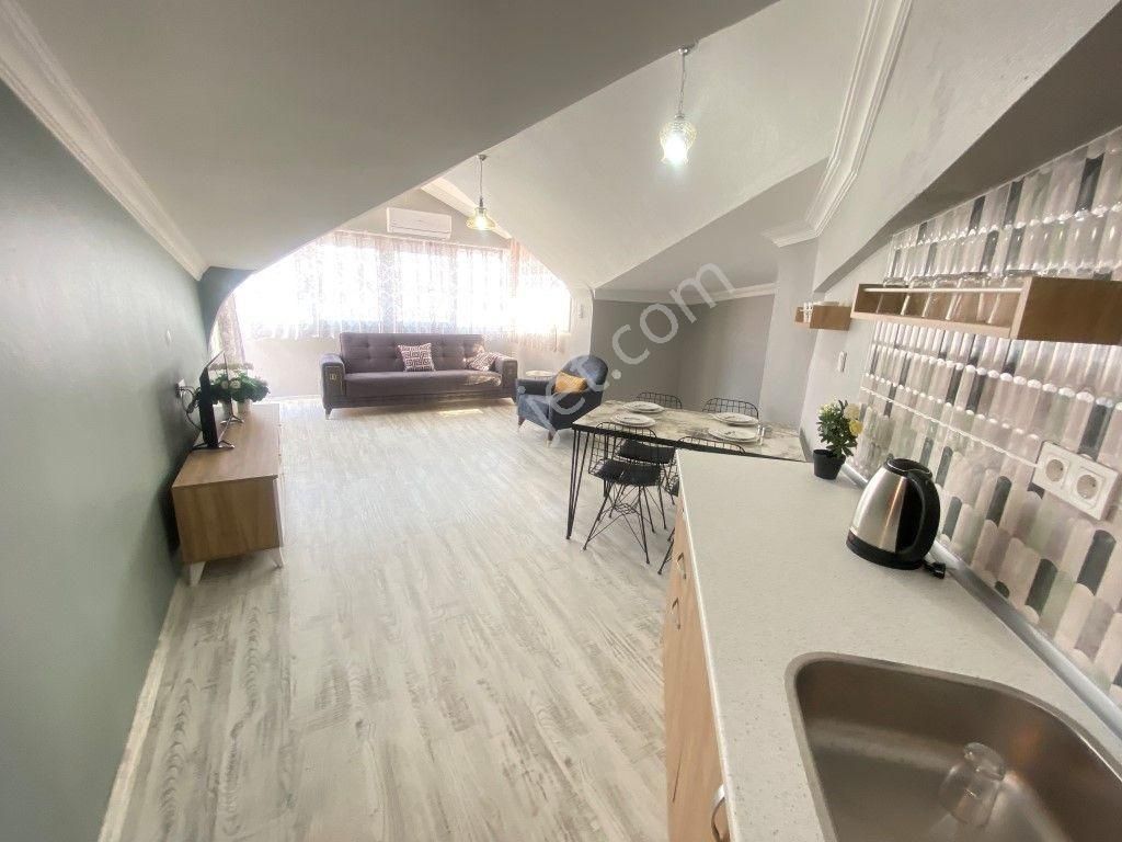 Çarşı İçinde Bakımlı Daire 2+2 (2 Adet 1+1 ) - Görsel 14