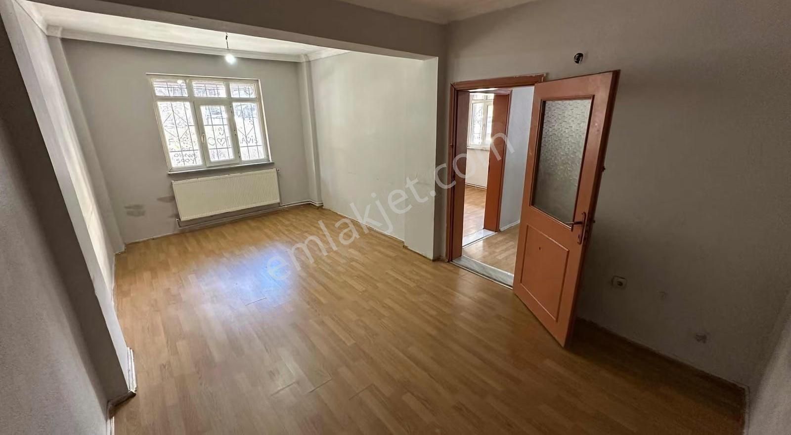 Balci Gyr. 2+1 Köşe Başı Kredili Fırsat Daire
