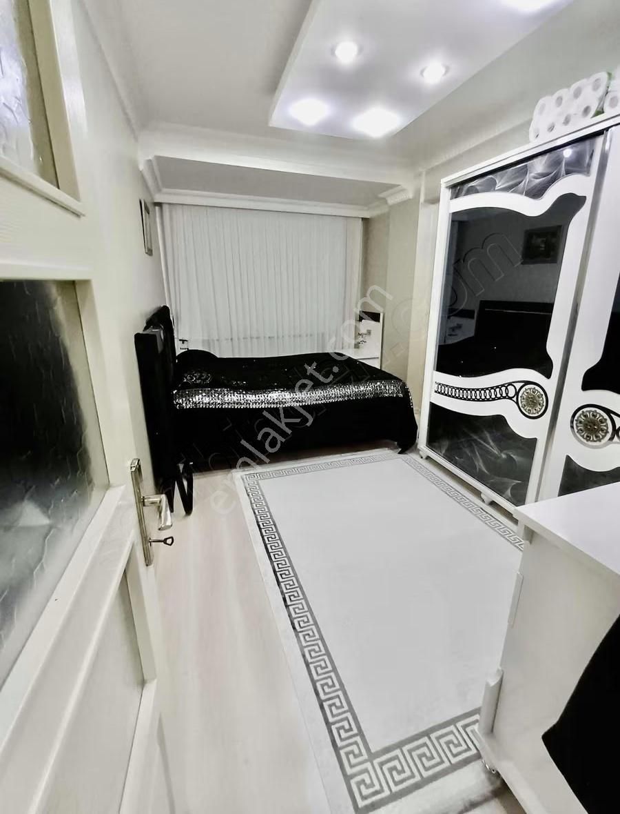 Balci Gyr. Satılık 2+1 Temiz Kullanışlı Daire - Görsel 12