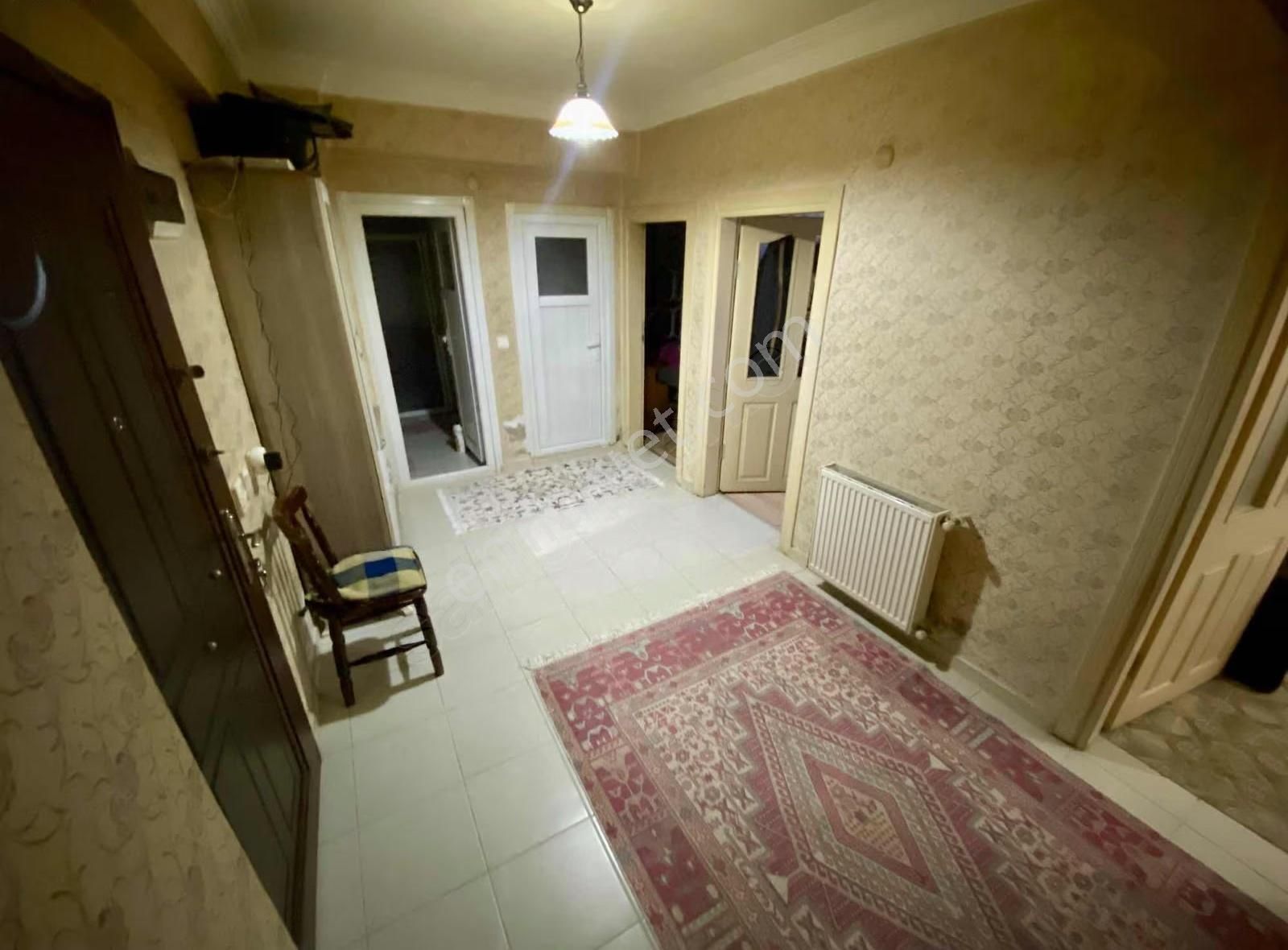 Balci Gyr. 3+1 120 Metre Bahçekat Köşe Bina Güzel Temiz - Görsel 4