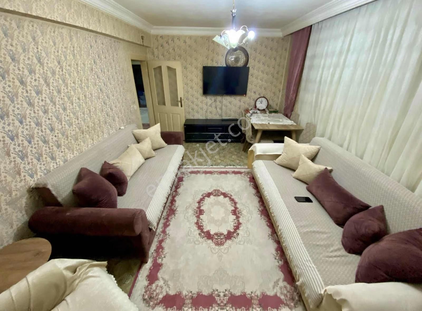 Balci Gyr. 3+1 120 Metre Bahçekat Köşe Bina Güzel Temiz - Görsel 15