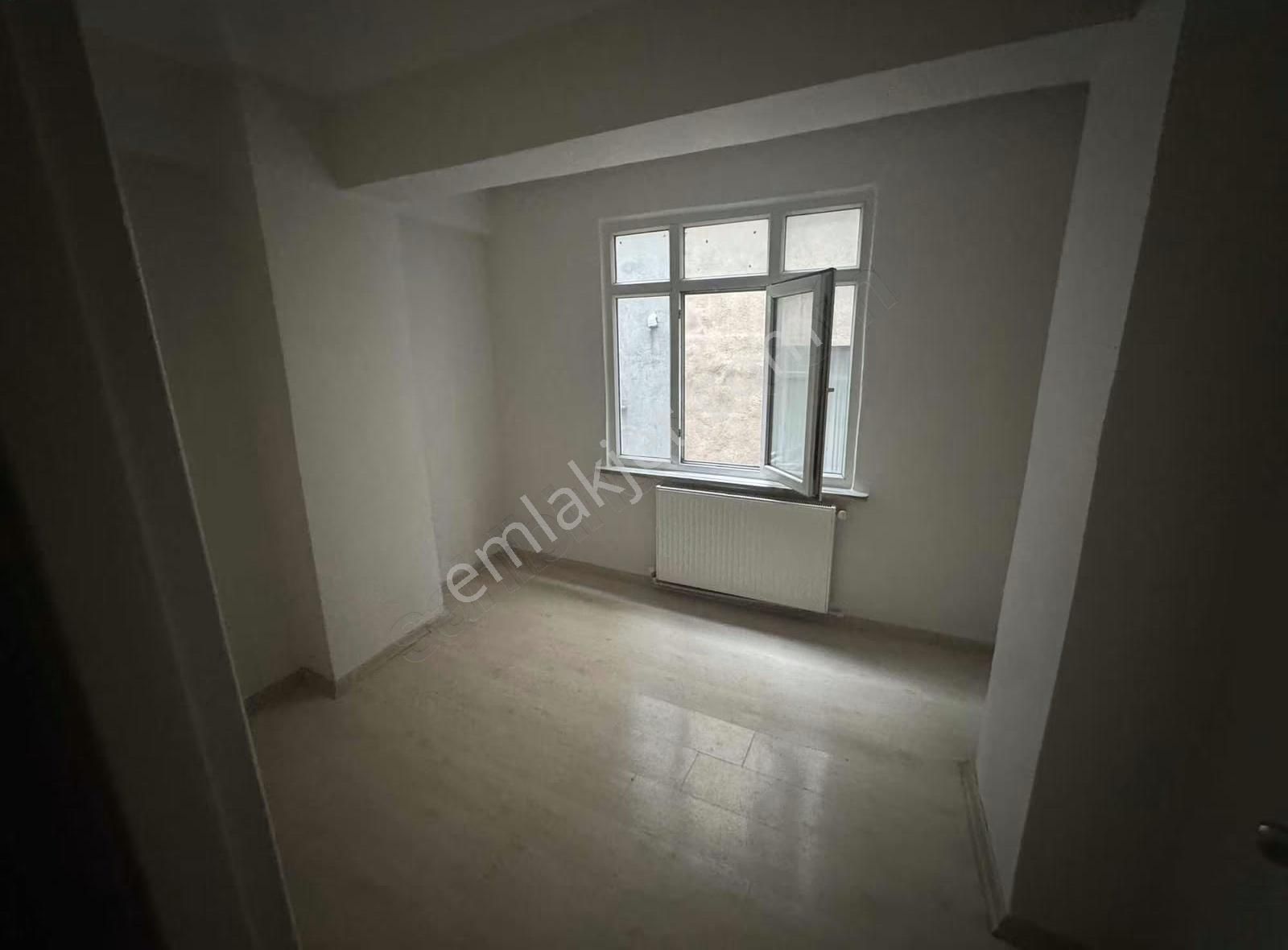 Balci Gyr. 2+1 90 Metre 2. Kat Boş Daire Masrafsız - Görsel 3