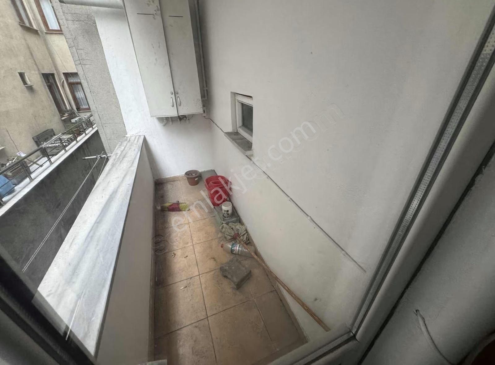 Balci Gyr. 2+1 90 Metre 2. Kat Boş Daire Masrafsız - Görsel 2