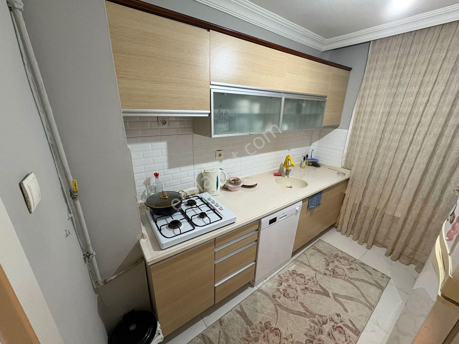 Hayal^den Mareşal Ç. Mh^de Geniş Ön Cp. Çift Balkonlu 3+1 Yapılı Fırsat Daire ! - Görsel 2