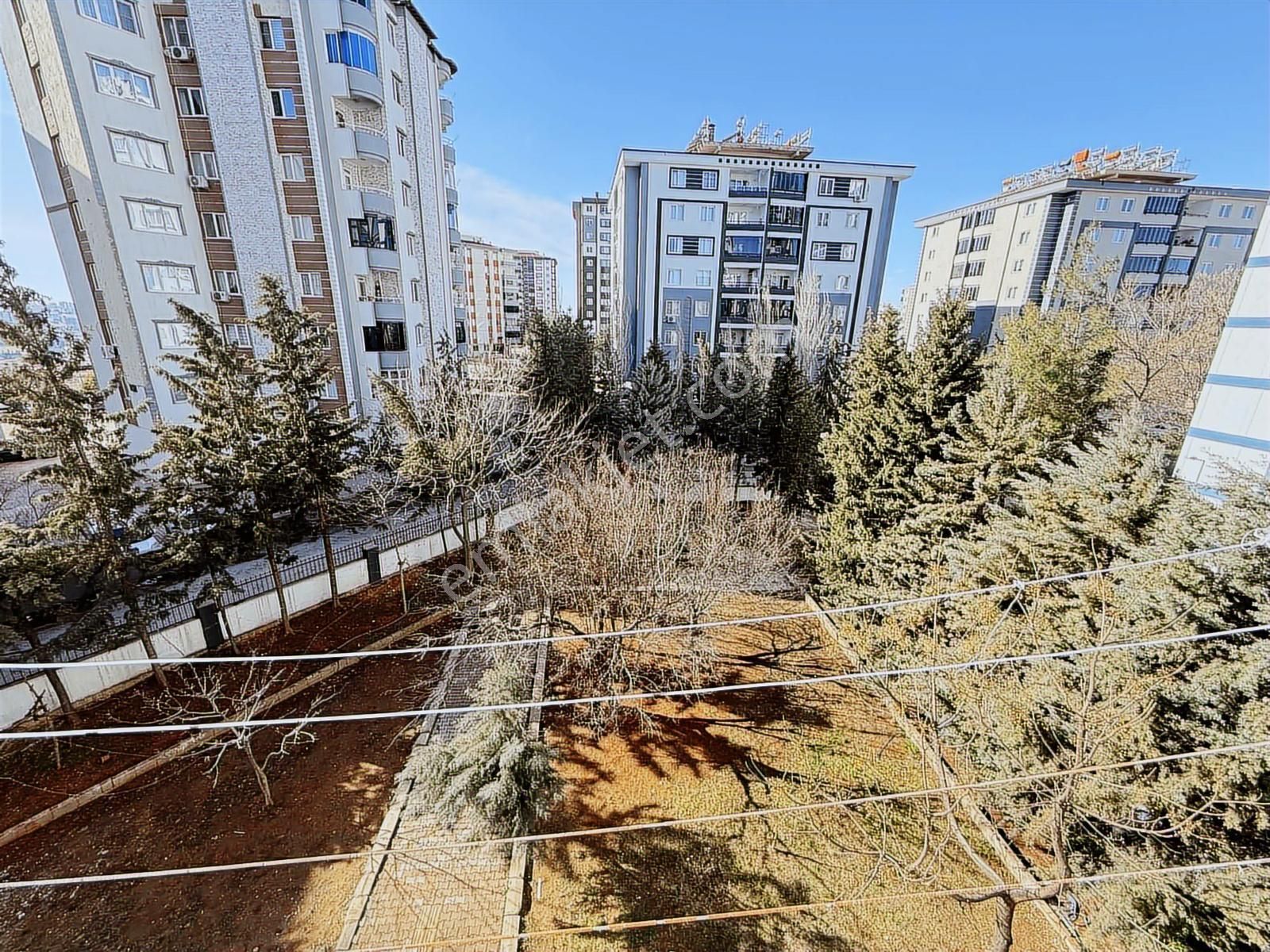 Ayalp'ten Karataş Tokide Bakımlı Geniş 3+1 Satılık Fırsat Daire - Görsel 13