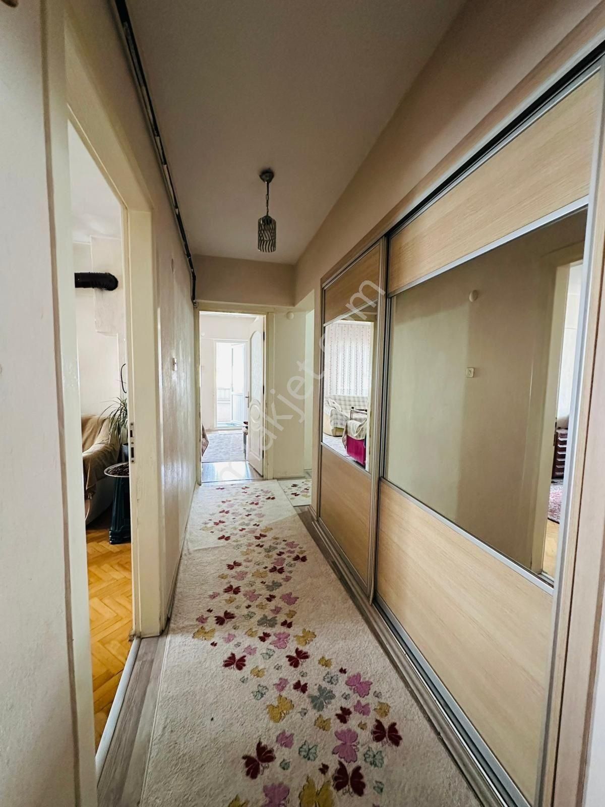 🏡 Göl-san Gayrimenkul’den 🏡 Yıldıztepe Mah. 3+1 Doğalgazlı Köşe Daire !!! - Görsel 12