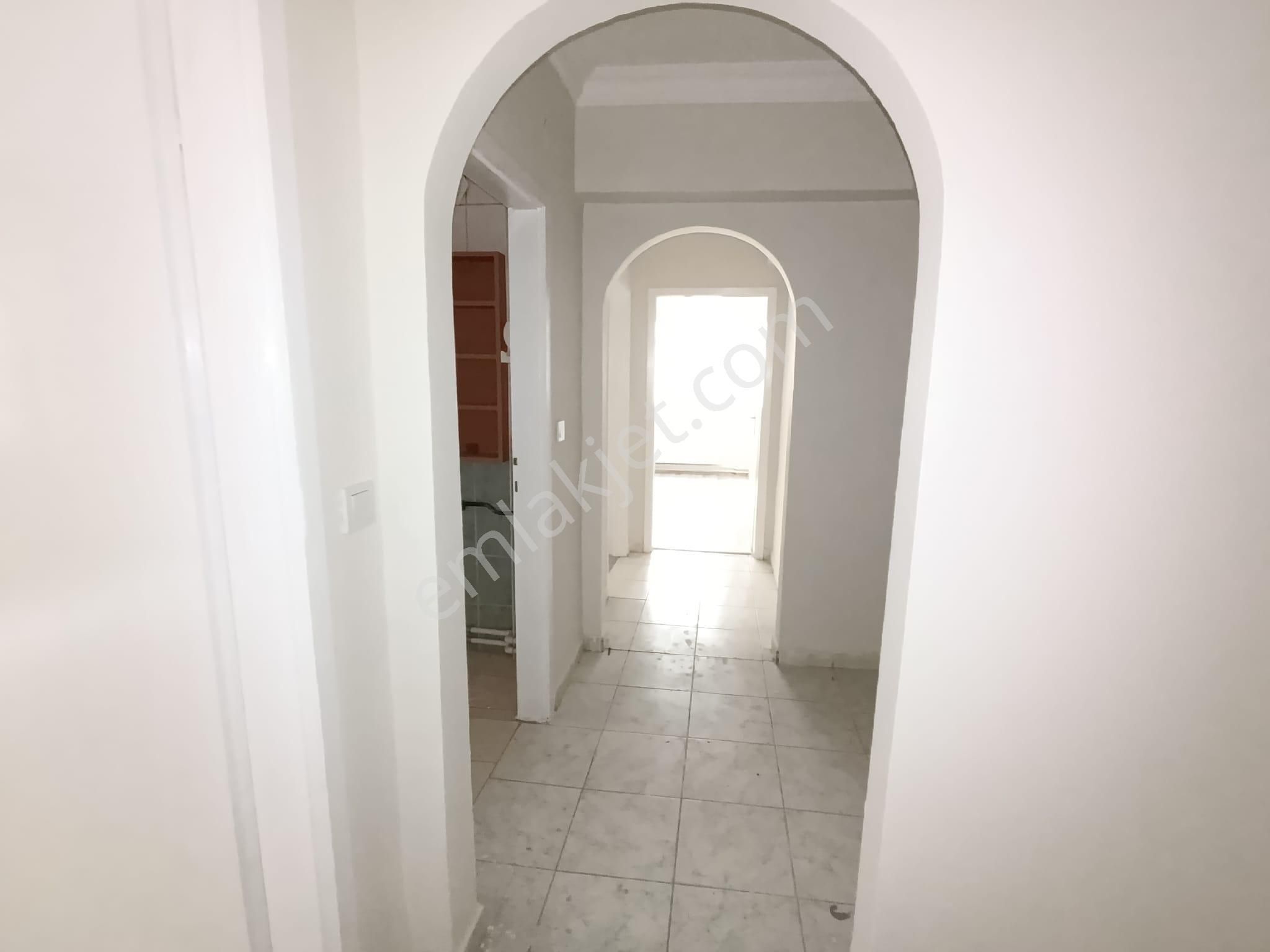 Mamak Çağlayan Mah. Mamakray Durağına Ve Mamak Belediye Yanı 3+1 Ara Kat Daire - Görsel 6