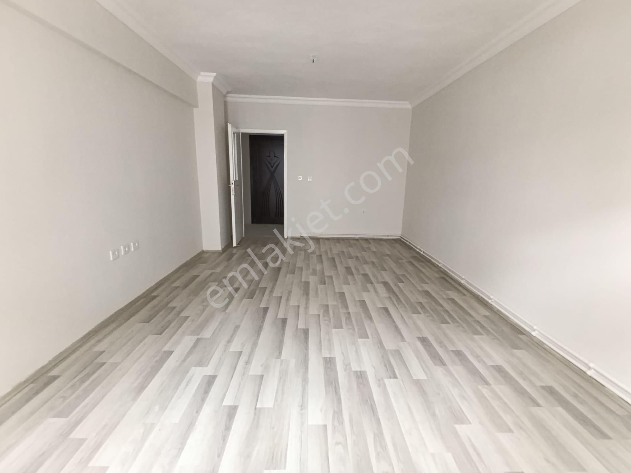 Mamak Çağlayan Mah. Mamakray Durağına Ve Mamak Belediye Yanı 3+1 Ara Kat Daire - Görsel 11