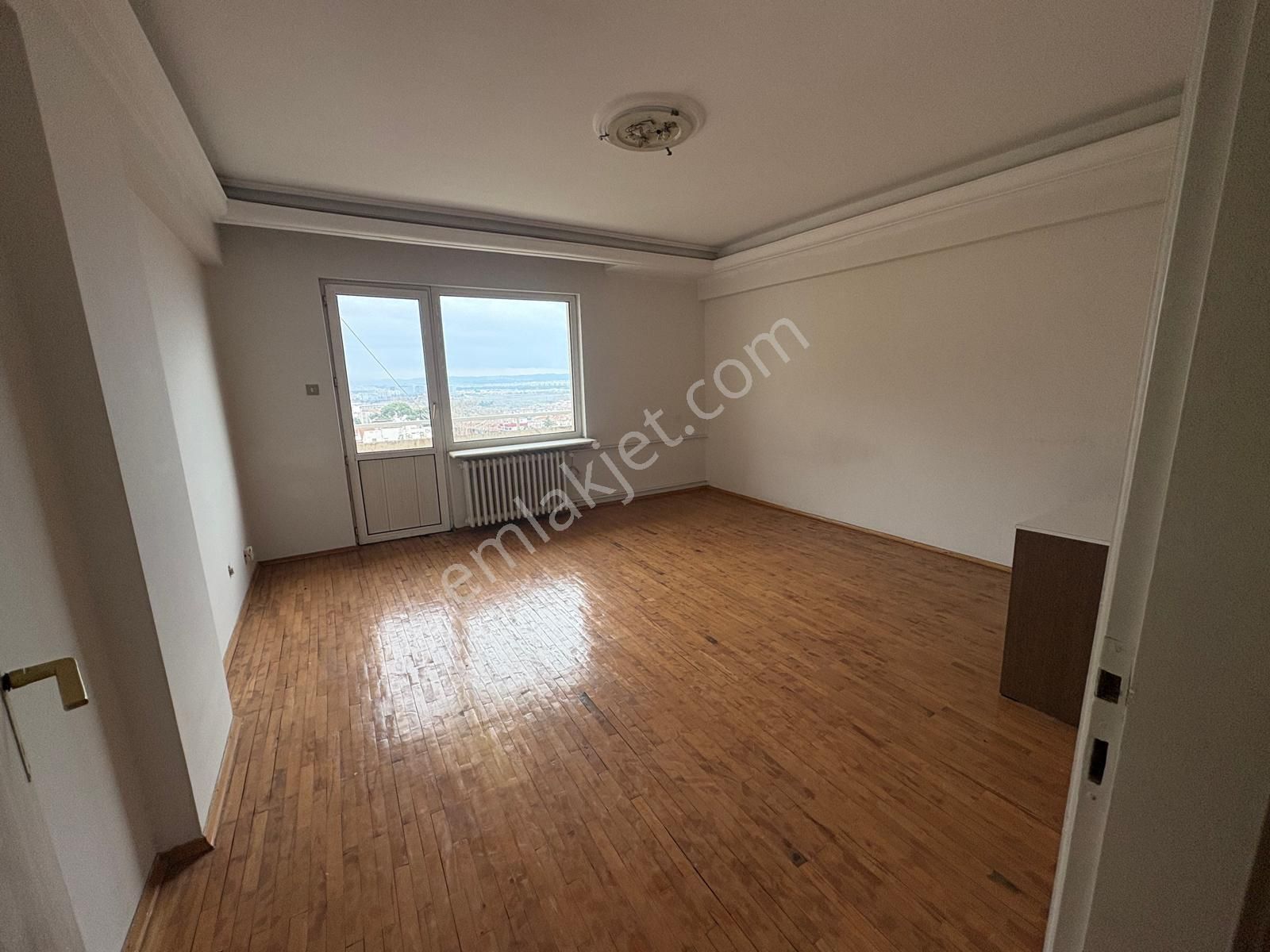 Çekirge'de 4+1 Muhteşem Manzaralı Geniş Daire - Görsel 15