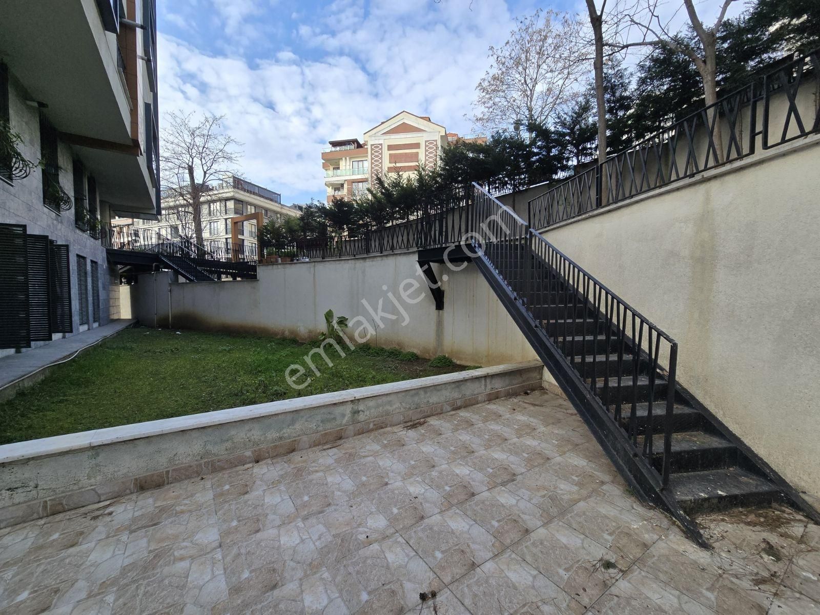 Bakırköy'de Cadde Üzeri Bahçe Çıkışlı 85 M2 2+1 Daire - Görsel 20