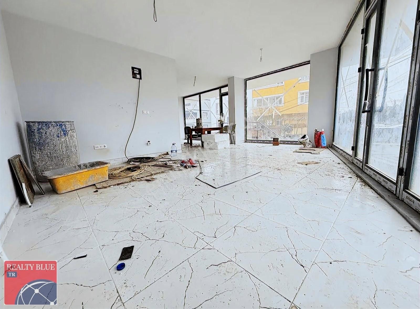 Kiralık Dükkan (130) M2 Cadde Üstü Okul Karşısı