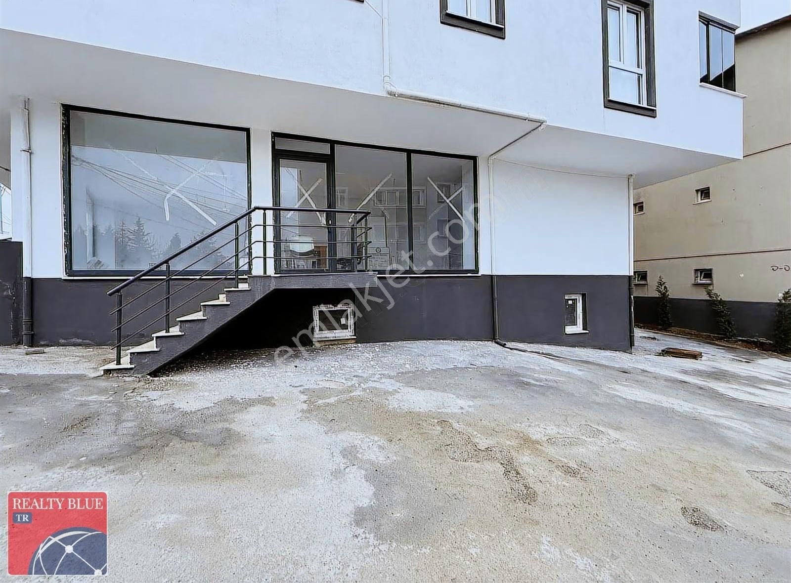 Kiralık Dükkan (130) M2 Cadde Üstü Okul Karşısı - Görsel 5