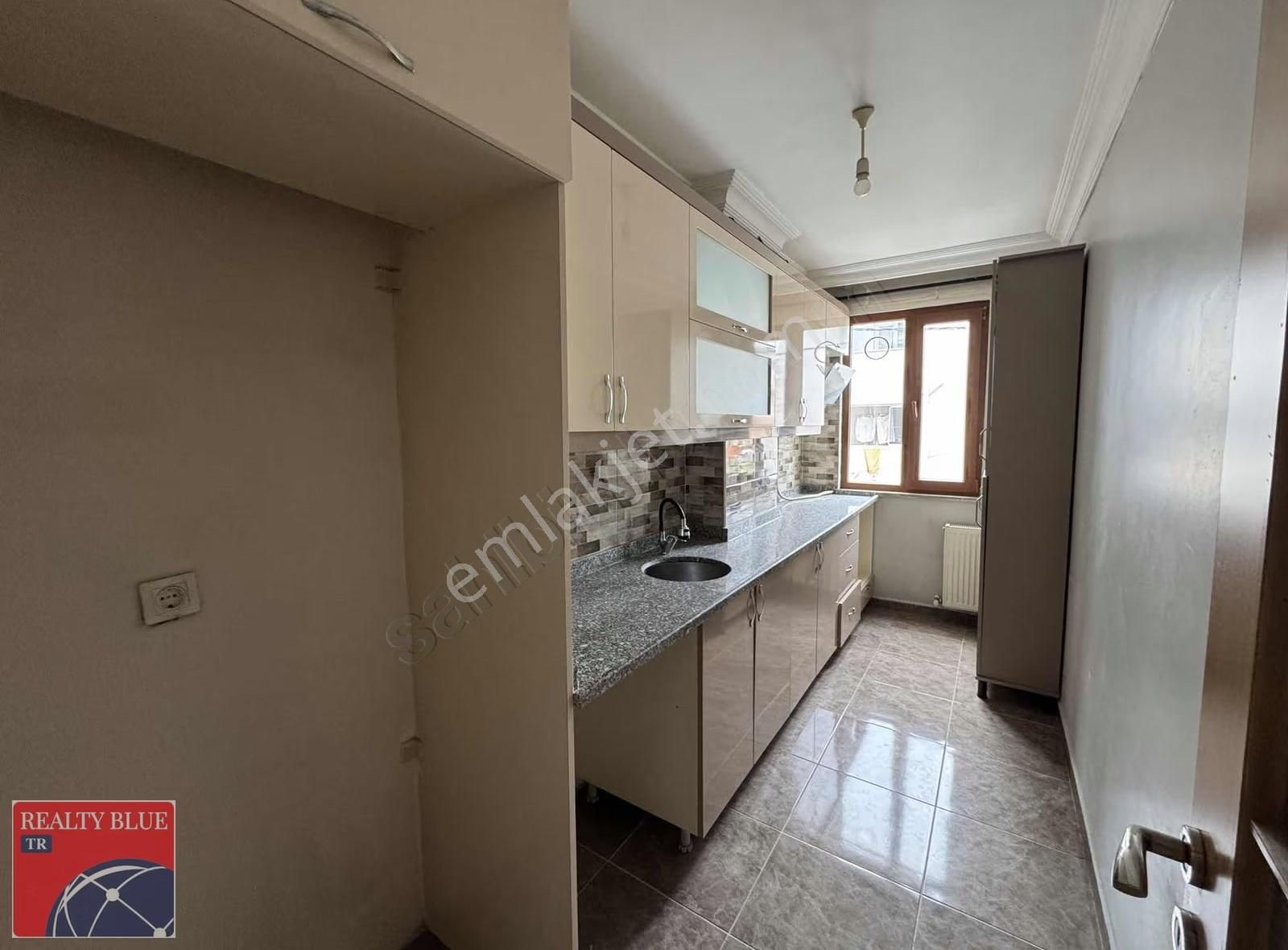 Sultanbeyli Necip Fazıl'da İskanlı Kiralık 2+1 Arakat Daire - Görsel 2