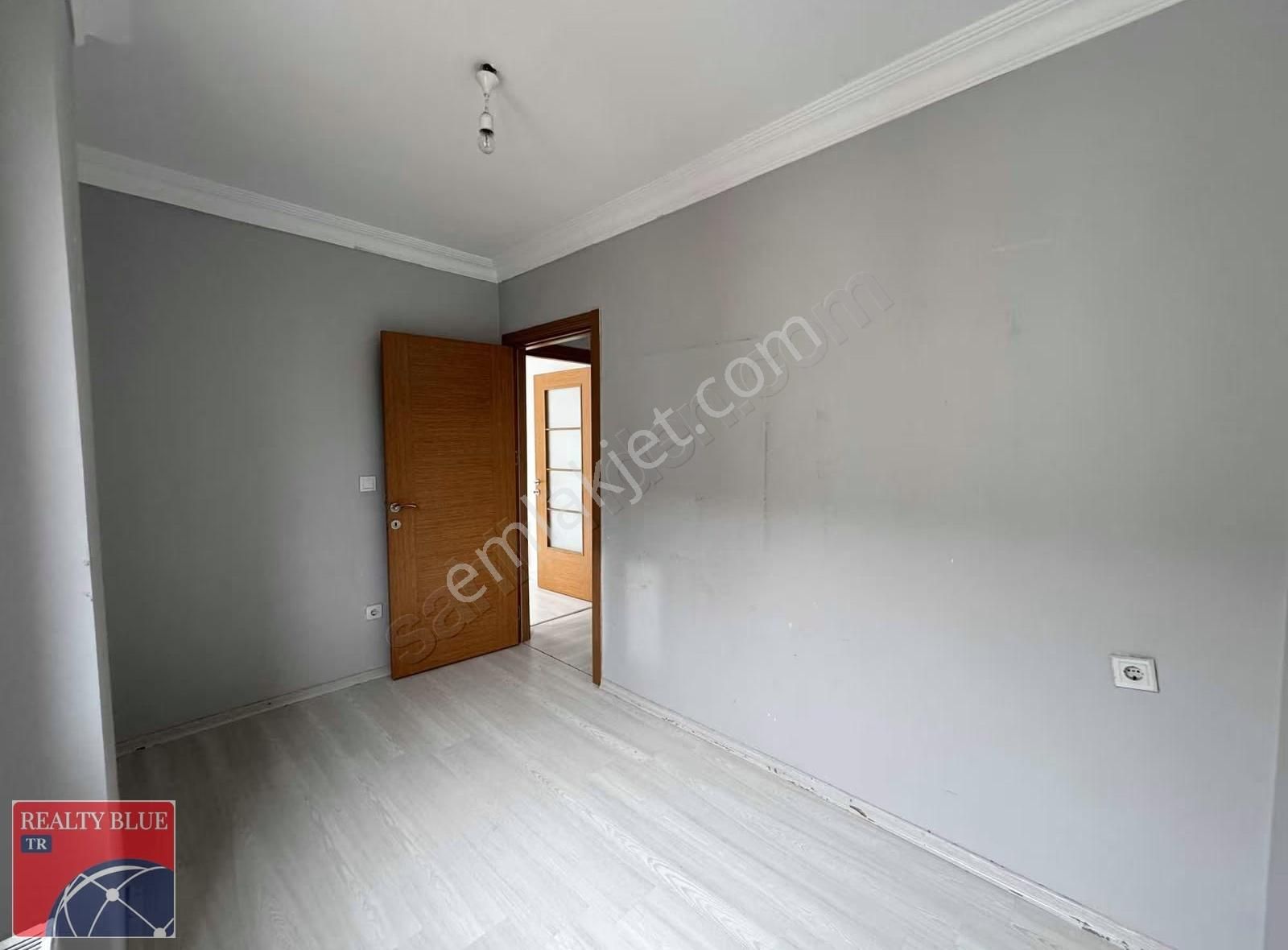 Sultanbeyli Necip Fazıl'da İskanlı Kiralık 2+1 Arakat Daire - Görsel 6