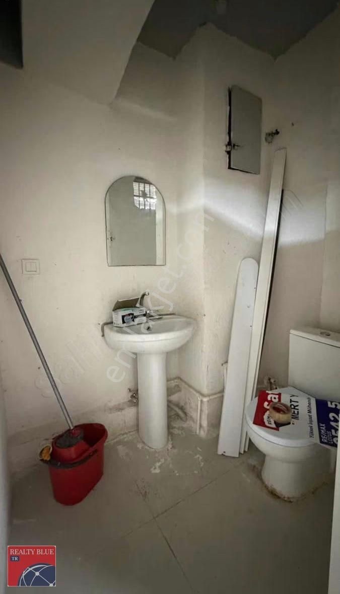 Maltepe Çarşı Merkezde 3 Katlı Net 213m2 Depolu Dükkan - Görsel 4