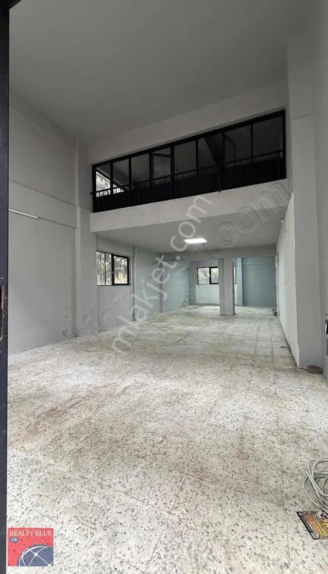 Maltepe Çarşı Merkezde 3 Katlı Net 213m2 Depolu Dükkan - Görsel 11
