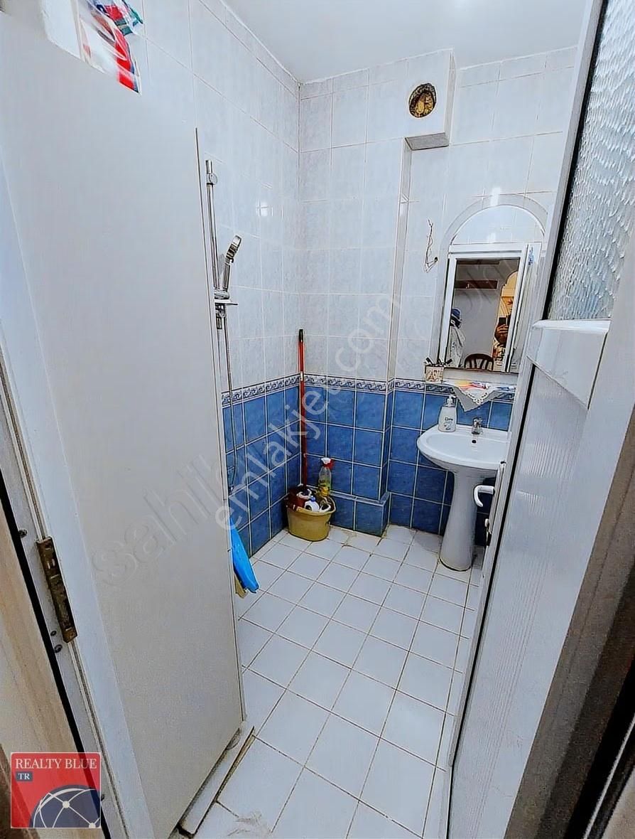 Fatih |yedikule Mh. |merkezde Yapılı 2+1 Fırsat Daire - Görsel 2