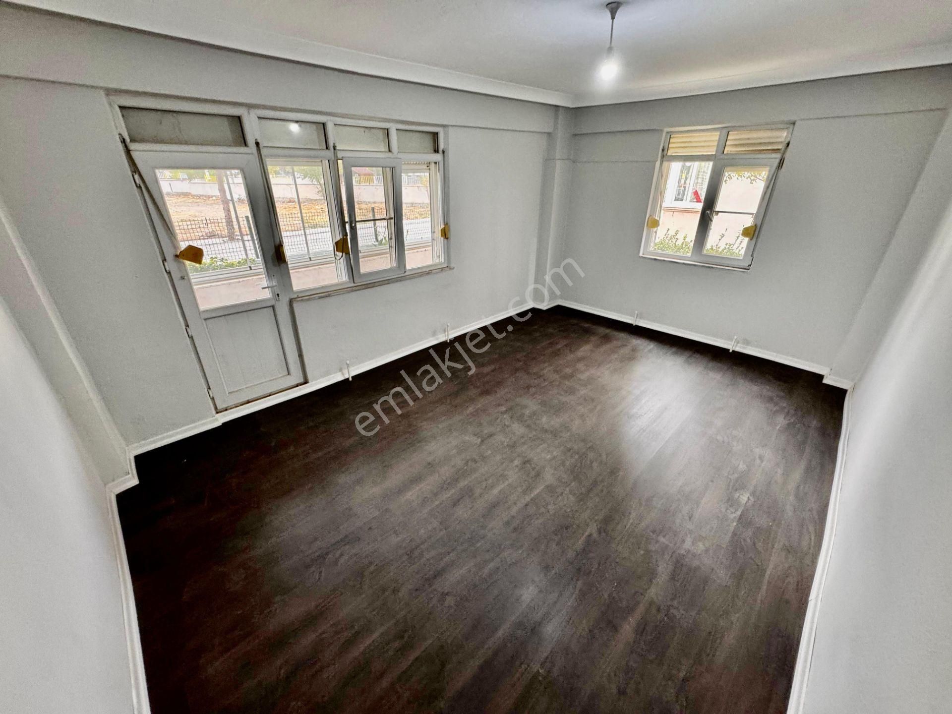 ▓karabuluttan▓akçay'da Ön Cephe Cam Balkonlu & Ayrı Mutfak 2+1 Satılık Daire - Görsel 14