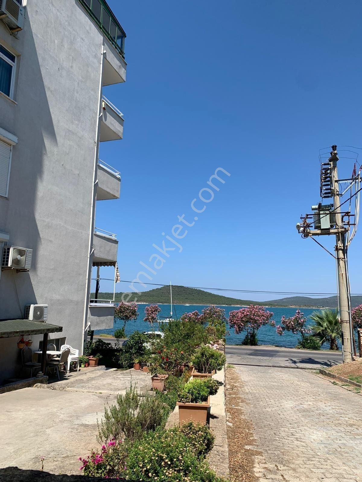 Ayvalık Sefa Çamlık ' Da Deniz Manzaralı Kiralık Daire - Görsel 7