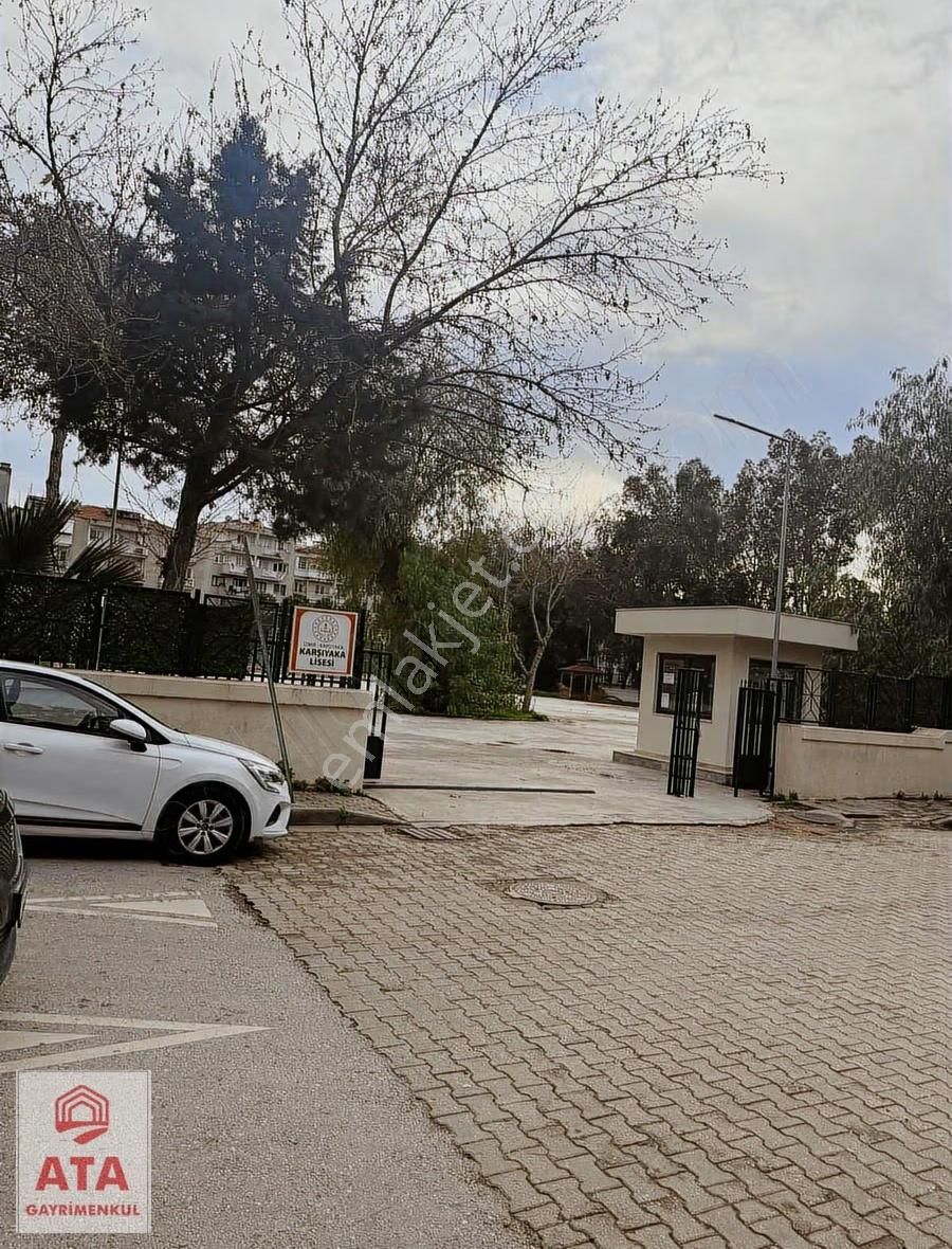 Karşıyaka Lisesi Karşısı Merkezi Konumda Geniş 3+1