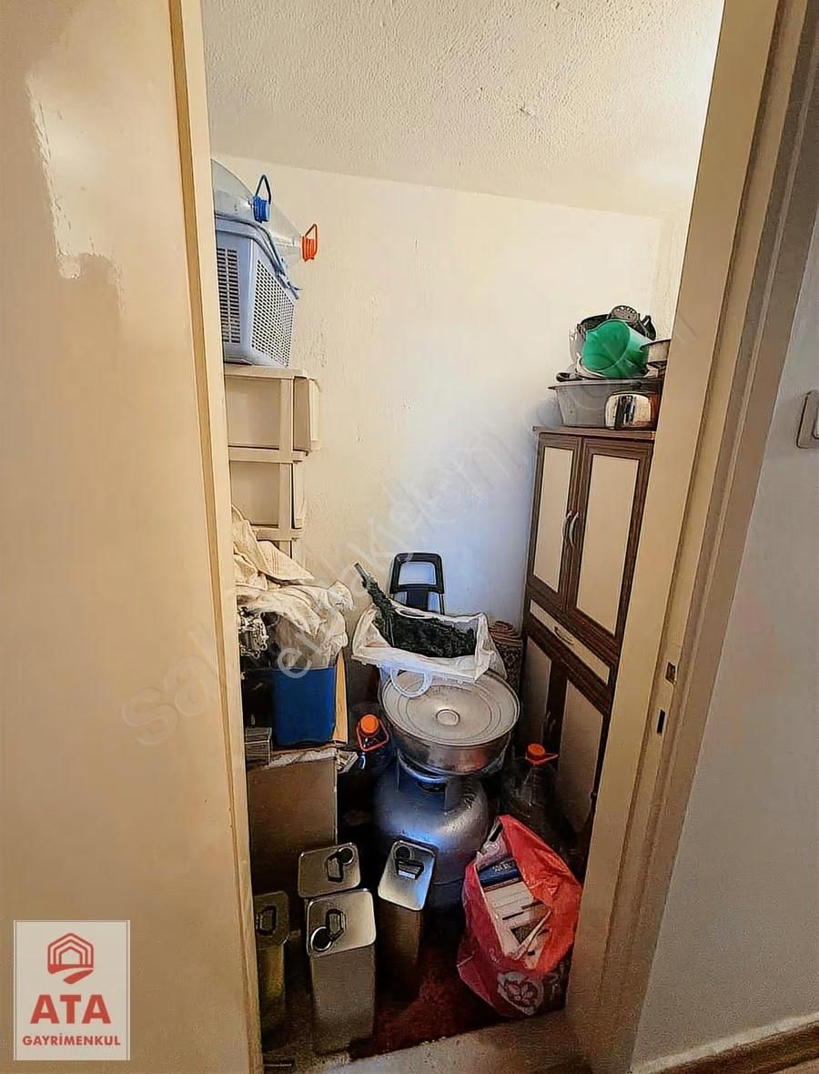 Karşıyaka Lisesi Karşısı Merkezi Konumda Geniş 3+1 - Görsel 18