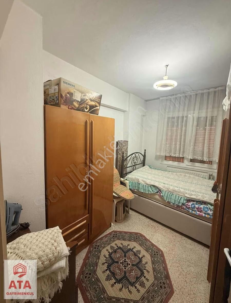 Karşıyaka Lisesi Karşısı Merkezi Konumda Geniş 3+1 - Görsel 14