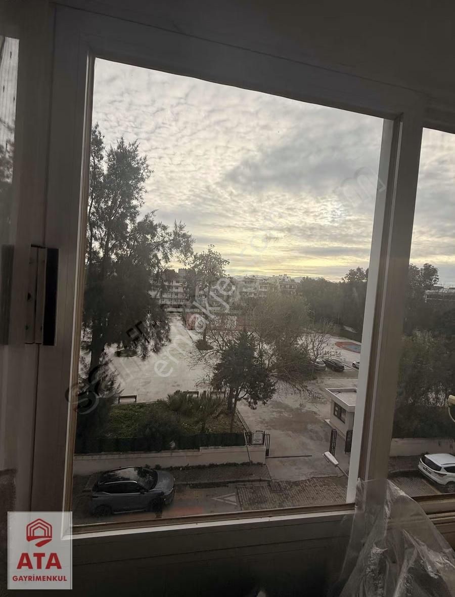 Karşıyaka Lisesi Karşısı Merkezi Konumda Geniş 3+1 - Görsel 8