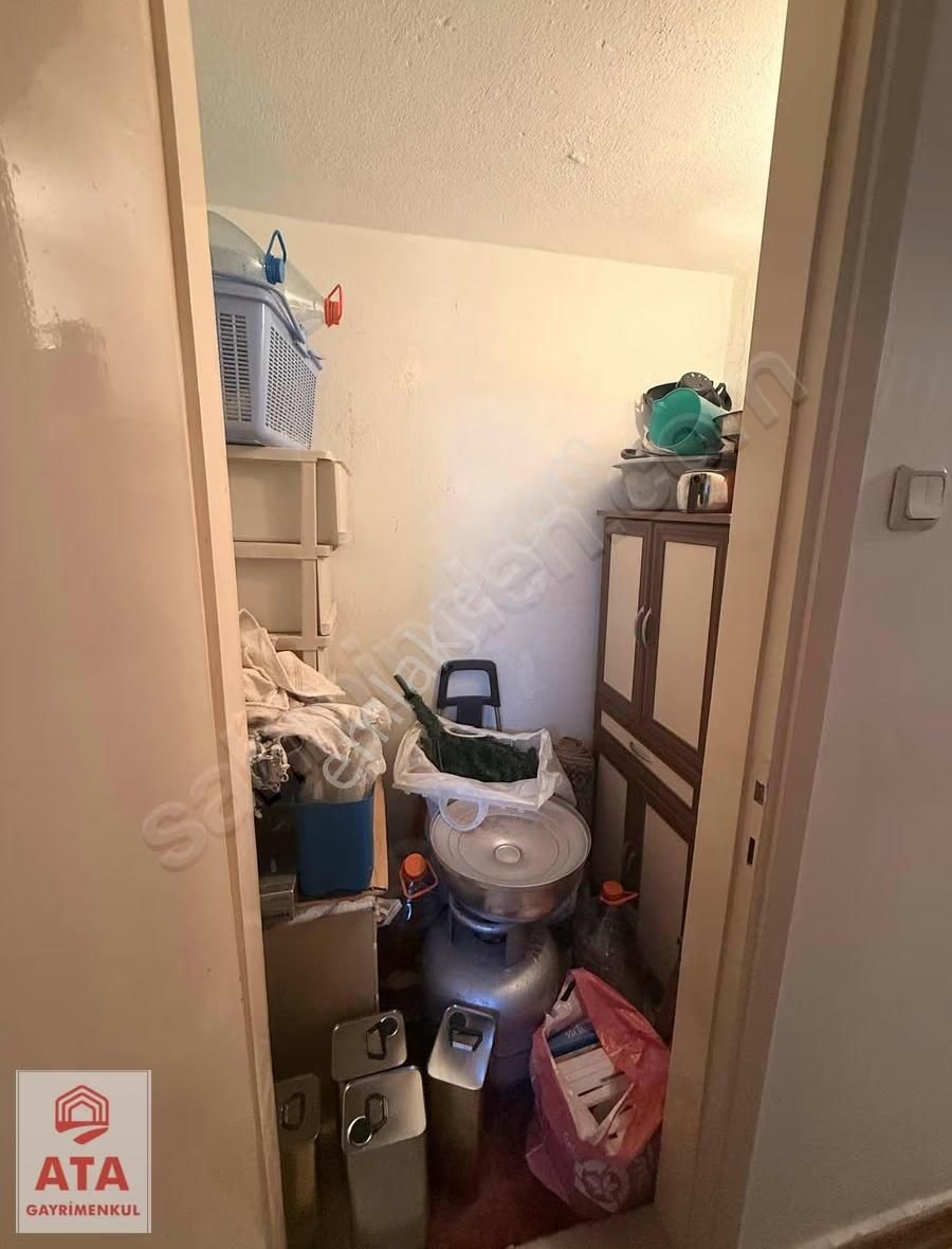 Karşıyaka Lisesi Karşısı Merkezi Konumda Geniş 3+1 - Görsel 22