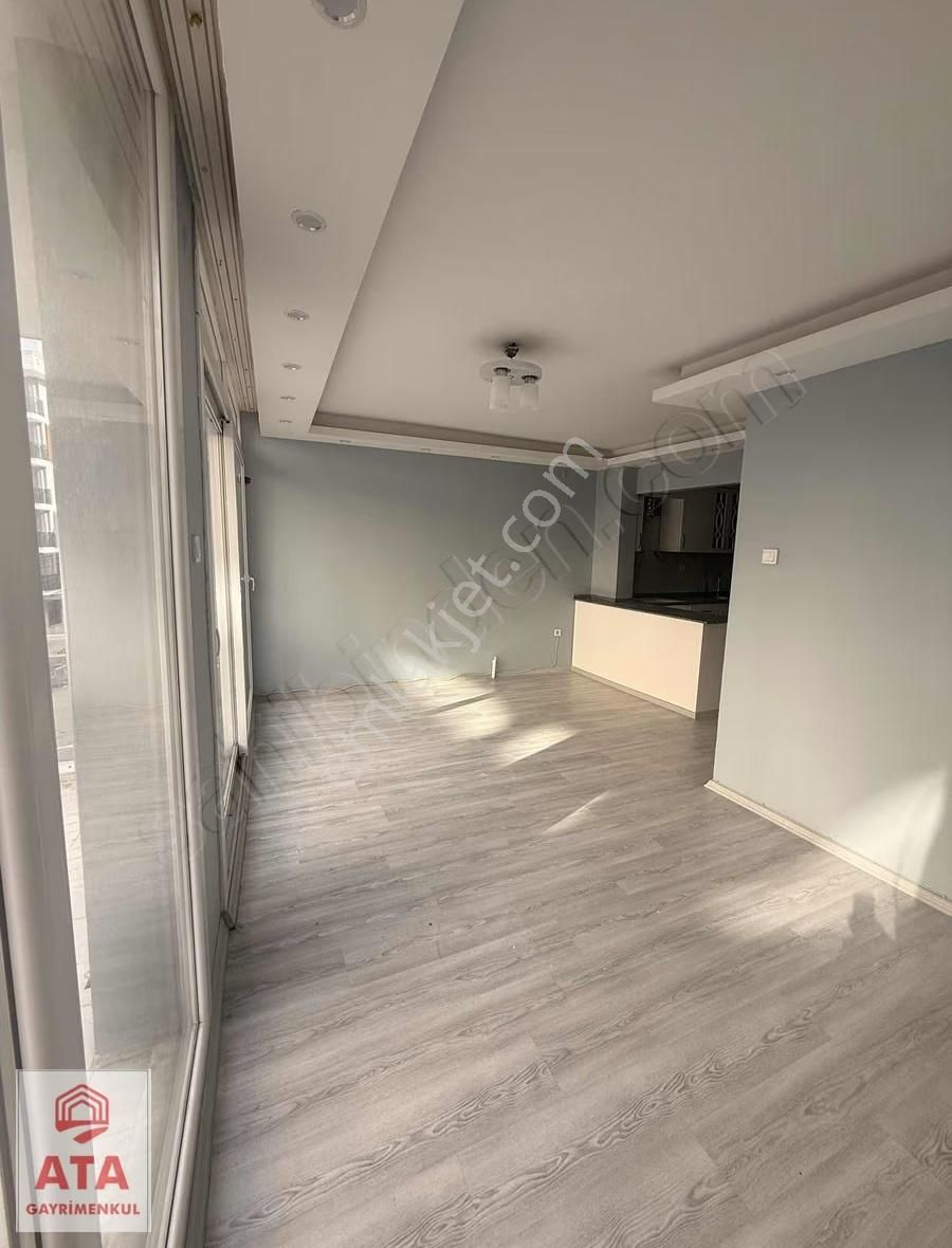 Bahçelıevler'de Genış 2 + 1 Full Yenılenmış Tadılatlı Daıre - Görsel 2