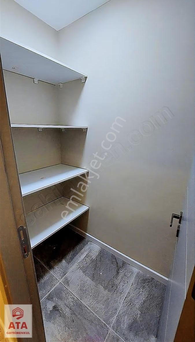 Göztepede 3+1,135m,dogalgazlı,full Tadilatlı,metroya 5 Dakika - Görsel 21