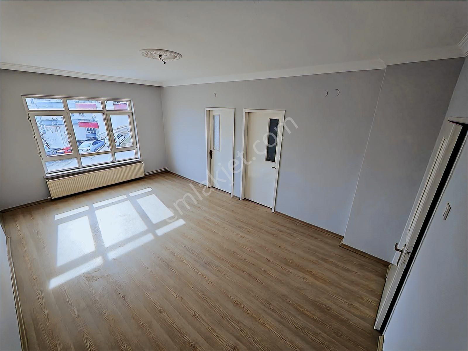 Lions'dan 3+1 Masrafsız Caddeye Yakın Kaçırılmıyacak Fırsat!!!