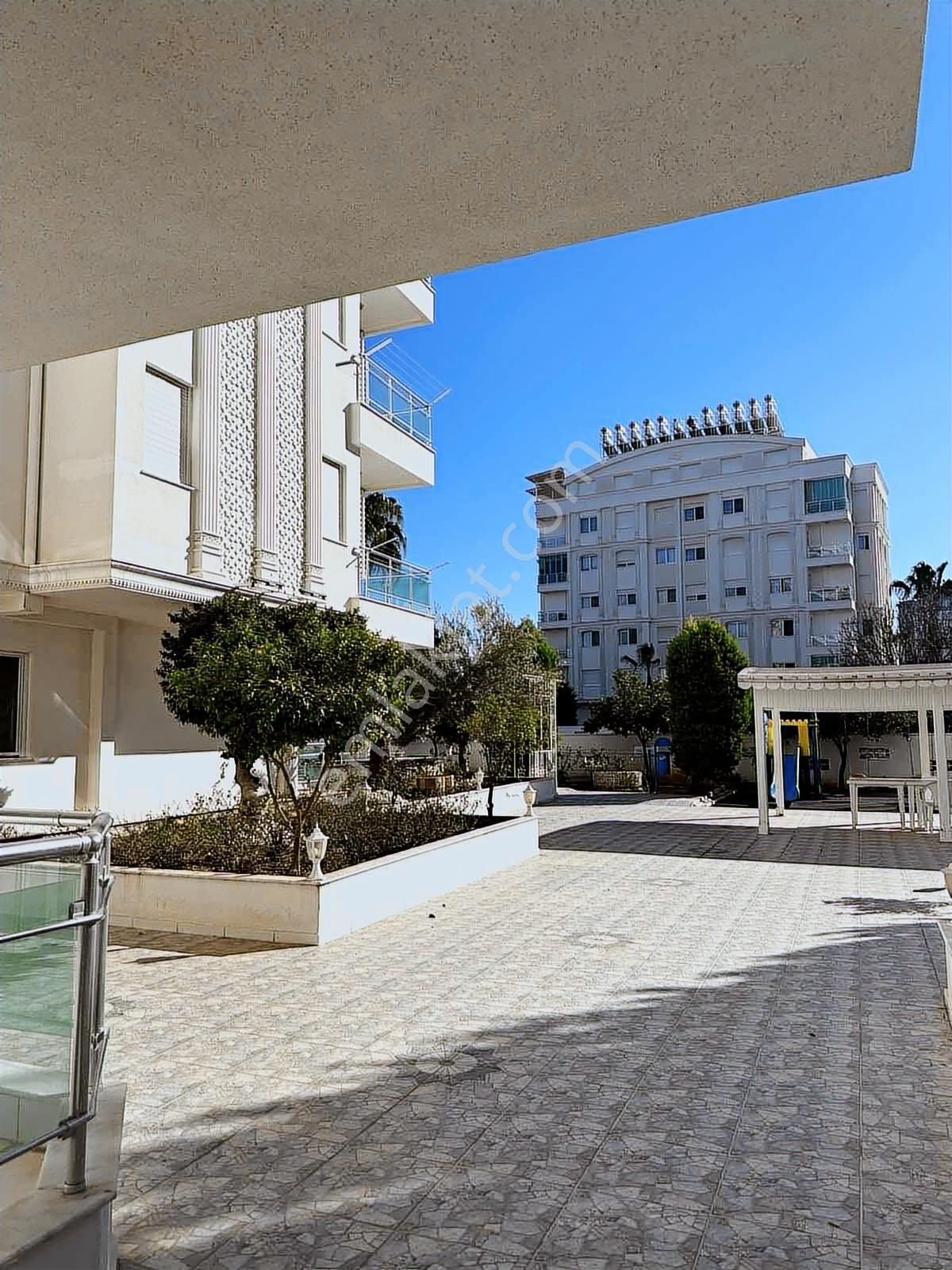 Satılık 3+1 Ayrı Mutfak Havuzlu Site Uncalı Mahallesi - Görsel 22