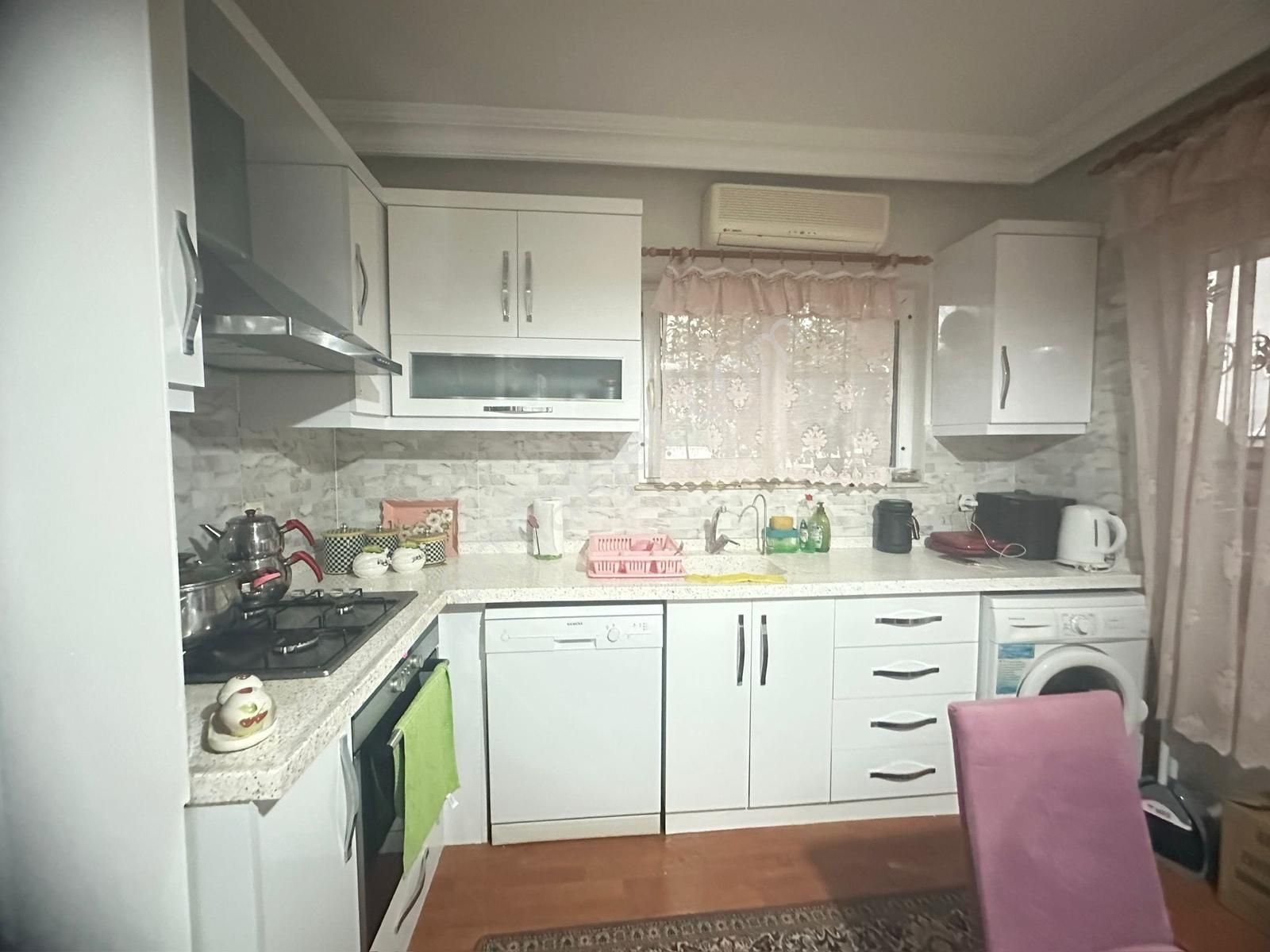 Konyaaltı Uluç'ta Site İçi Havuz Manzaralı Kombili 2+1 Y.giriş - Görsel 7