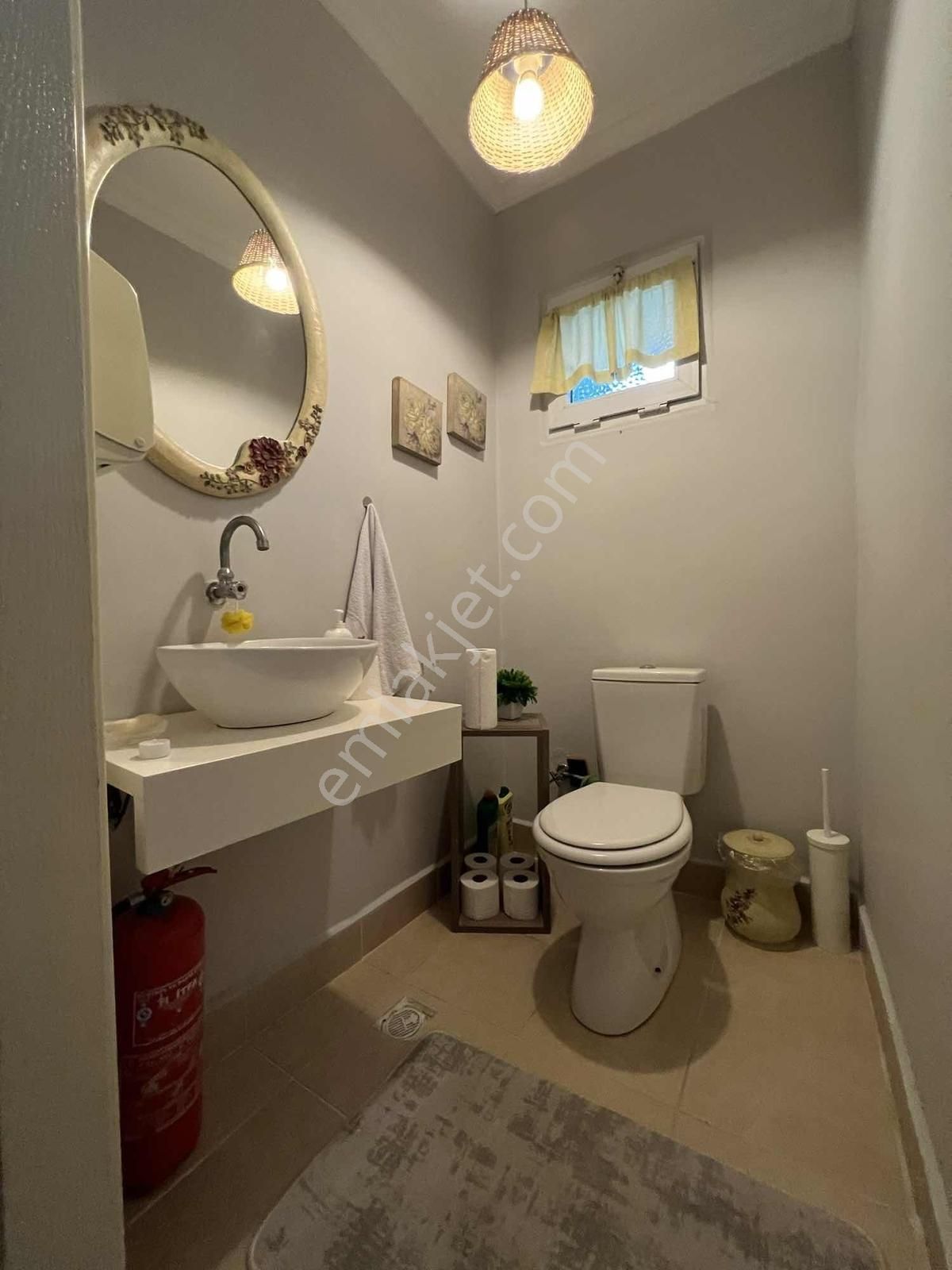 Çengelköy Ata-2 Sitesinde Bakımlı 350 M2 Triplex Tekli Villa - Görsel 28