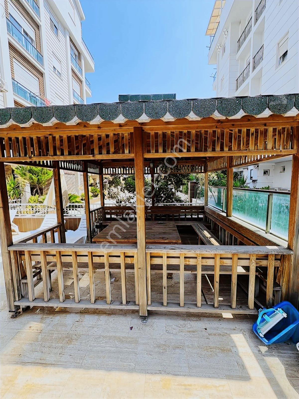 Antalya Konyaaltı Çok İyi Lokasyonda Yeni Bina Katta - Görsel 7