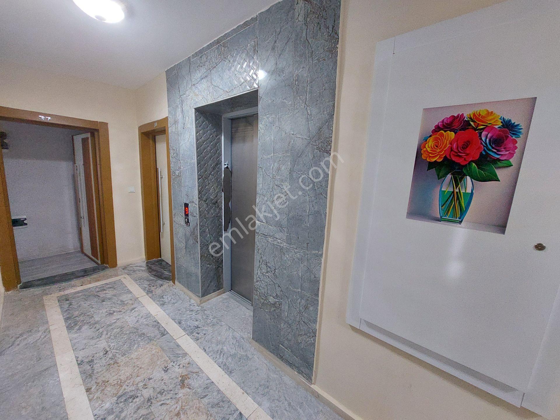 Kuşadası Merkez Değirmendere Mah Avm Ye Yakın 2+1 Kiralık Daire - Görsel 21