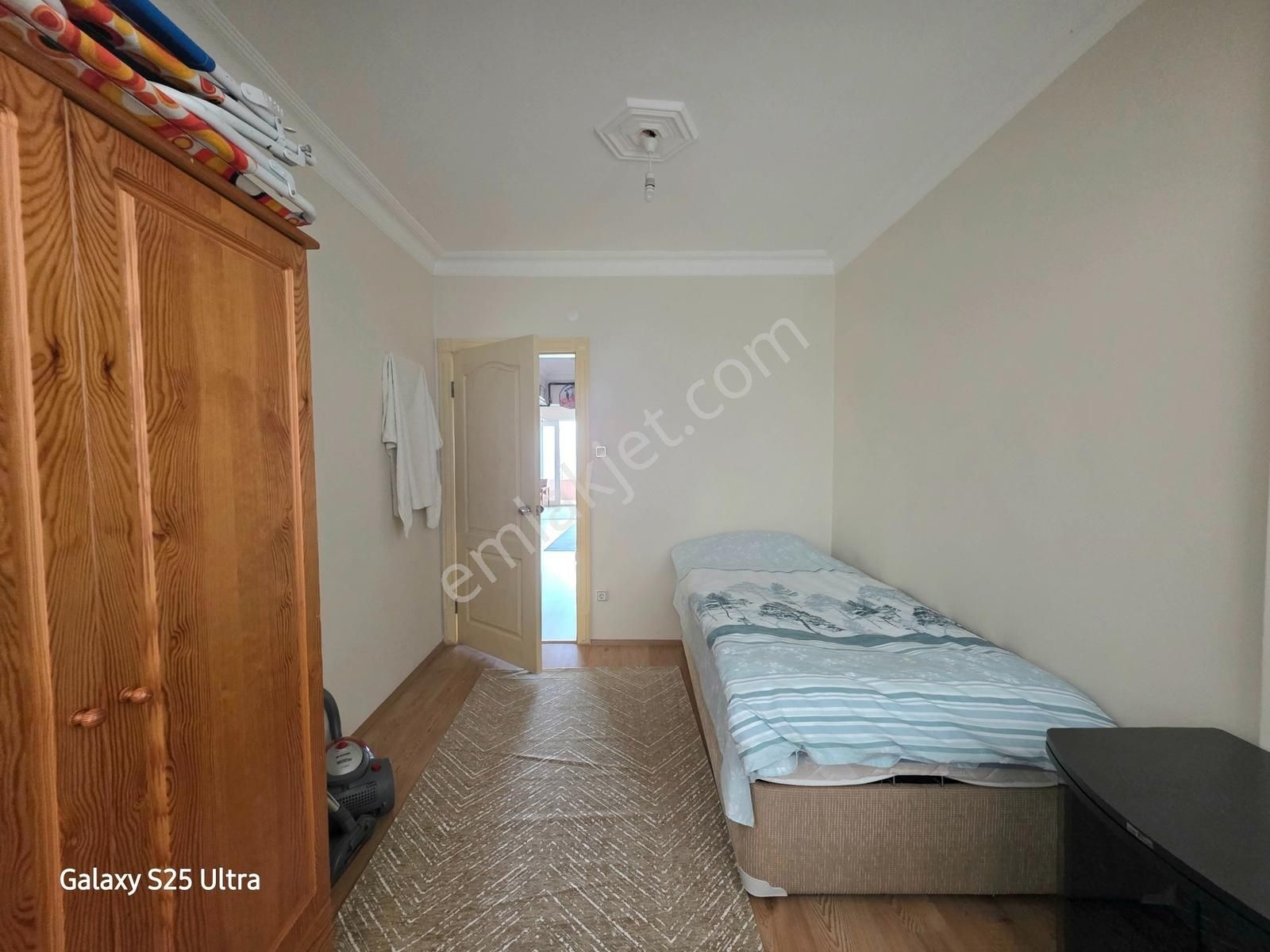 Çınarcık Merkezde Satılık Denize Sıfır 2+1 Eşyalı Daire - Görsel 22