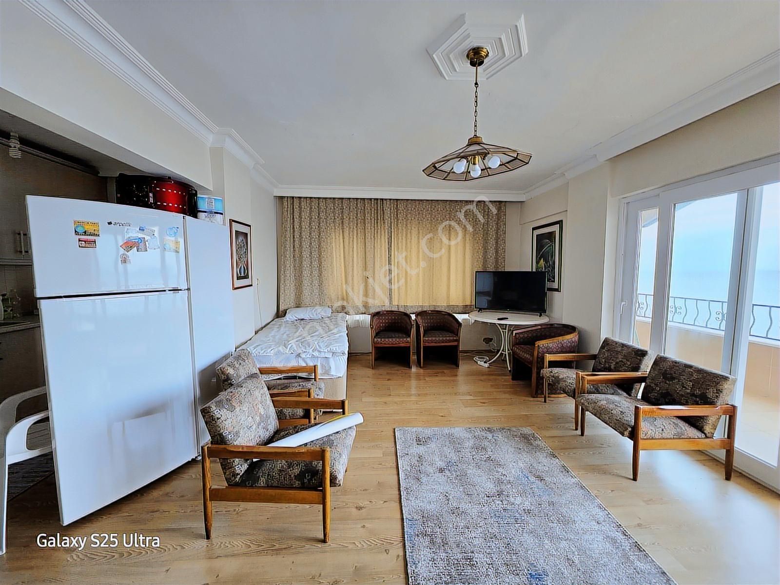 Çınarcık Merkezde Satılık Denize Sıfır 2+1 Eşyalı Daire - Görsel 19