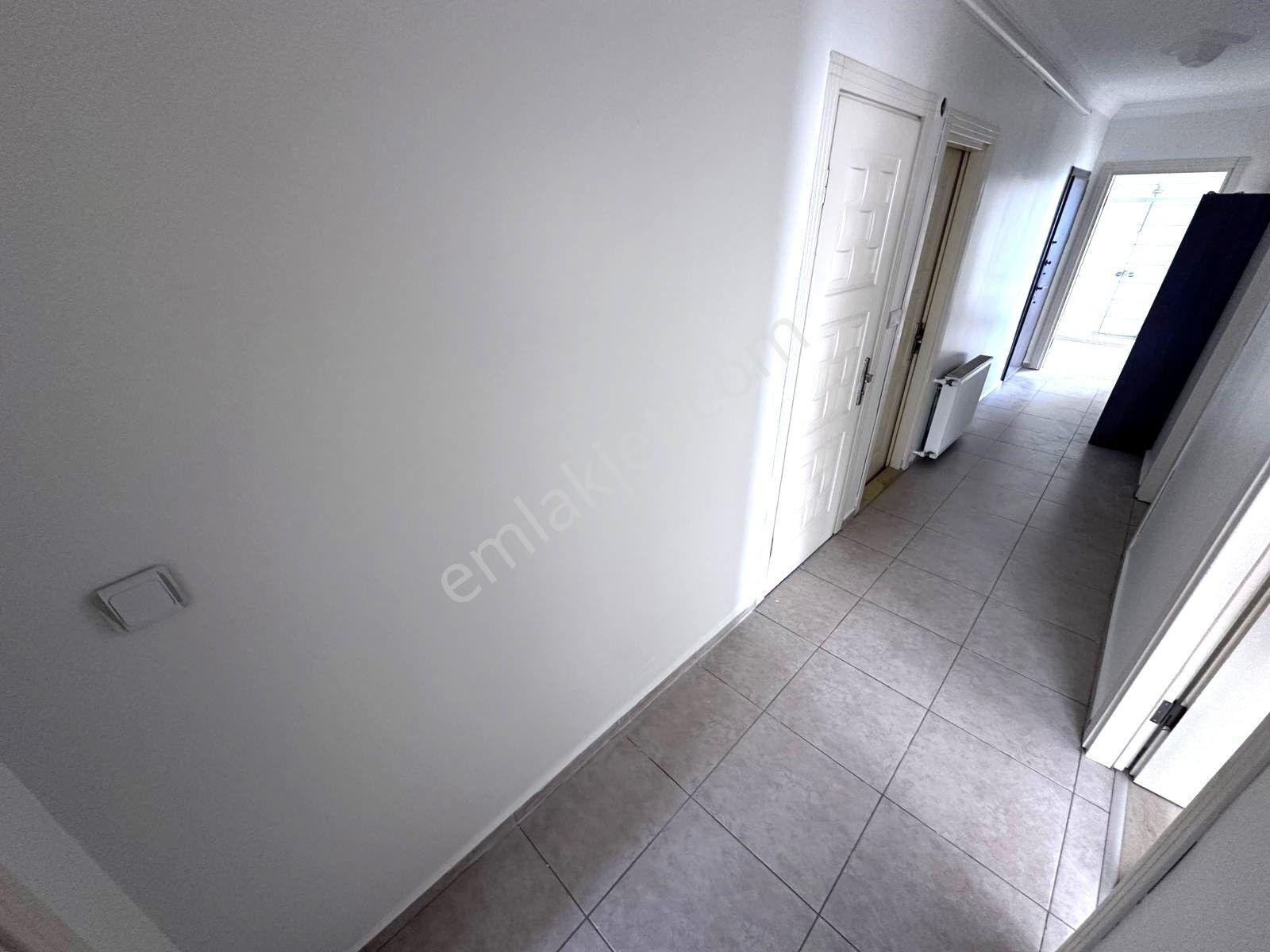 𝄞melodi'den Gömeç'te Cadde Üzeri 3+1 Asansörlü Ebeveyn Banyolu Ön Cephe Ara Kat Daire - Görsel 8