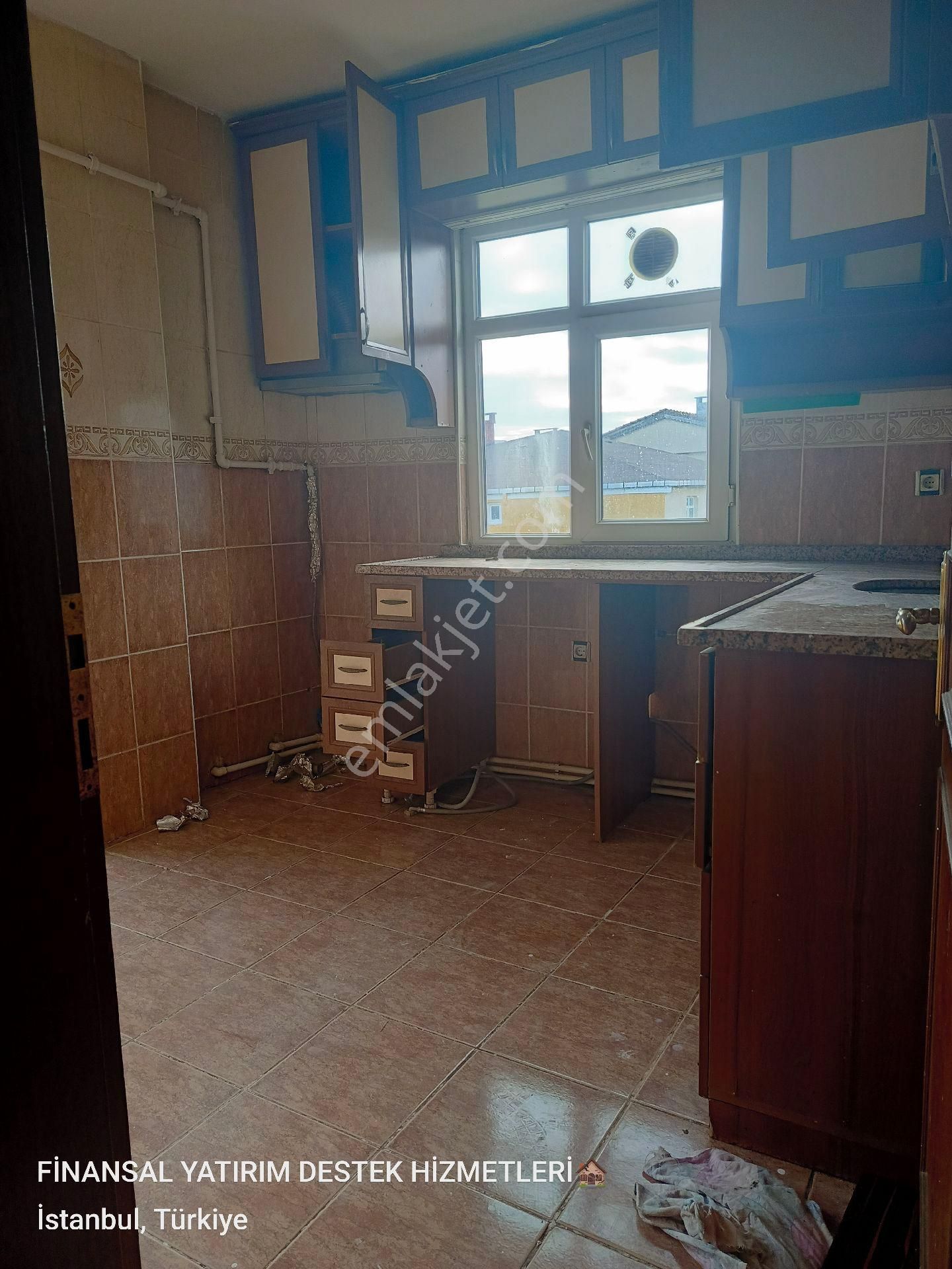 Ümraniye Tepeüstü Mahallesi Tavukçuyolu Caddesi Metro Yürüme Mesafesi 3.kat 2+1 120 Metre Kiralık - Görsel 18