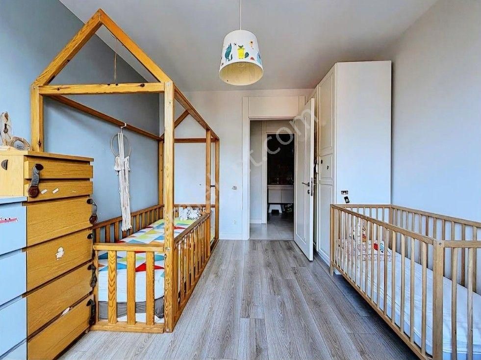 Bayar Cad. Yeşim Park'ta E. Banyolu 115 M2 2+1 Ferah Ara Kat - Görsel 12